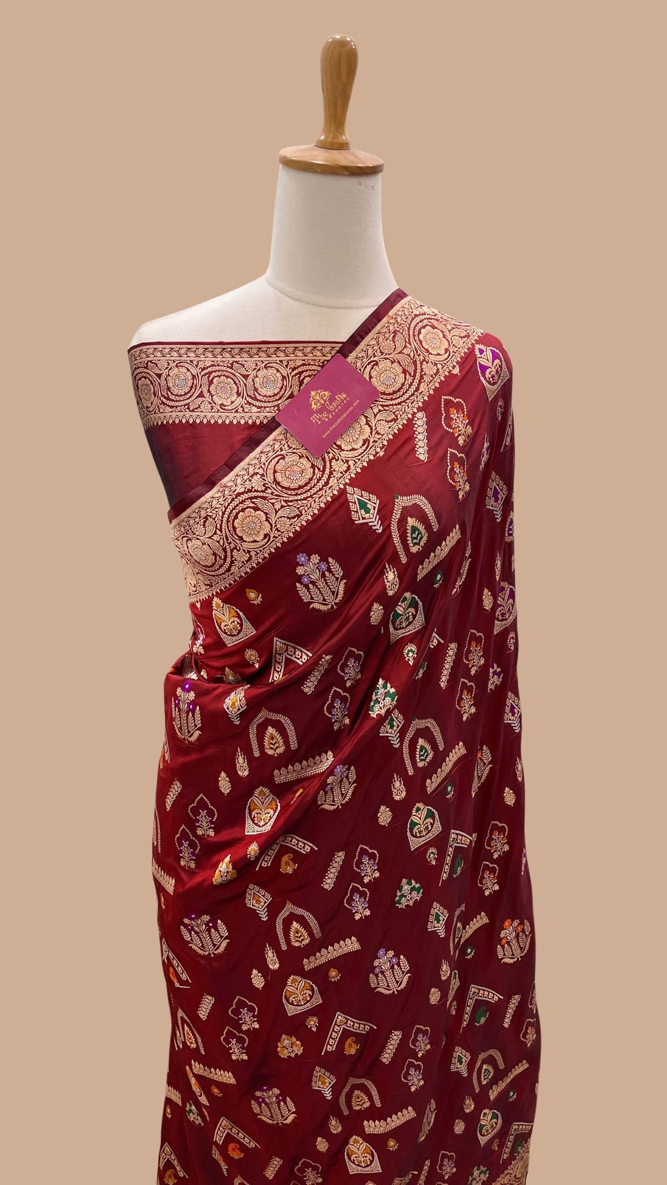 Pure Katan Silk Handloom Banarasi Saree - All over jaal work with meenakari