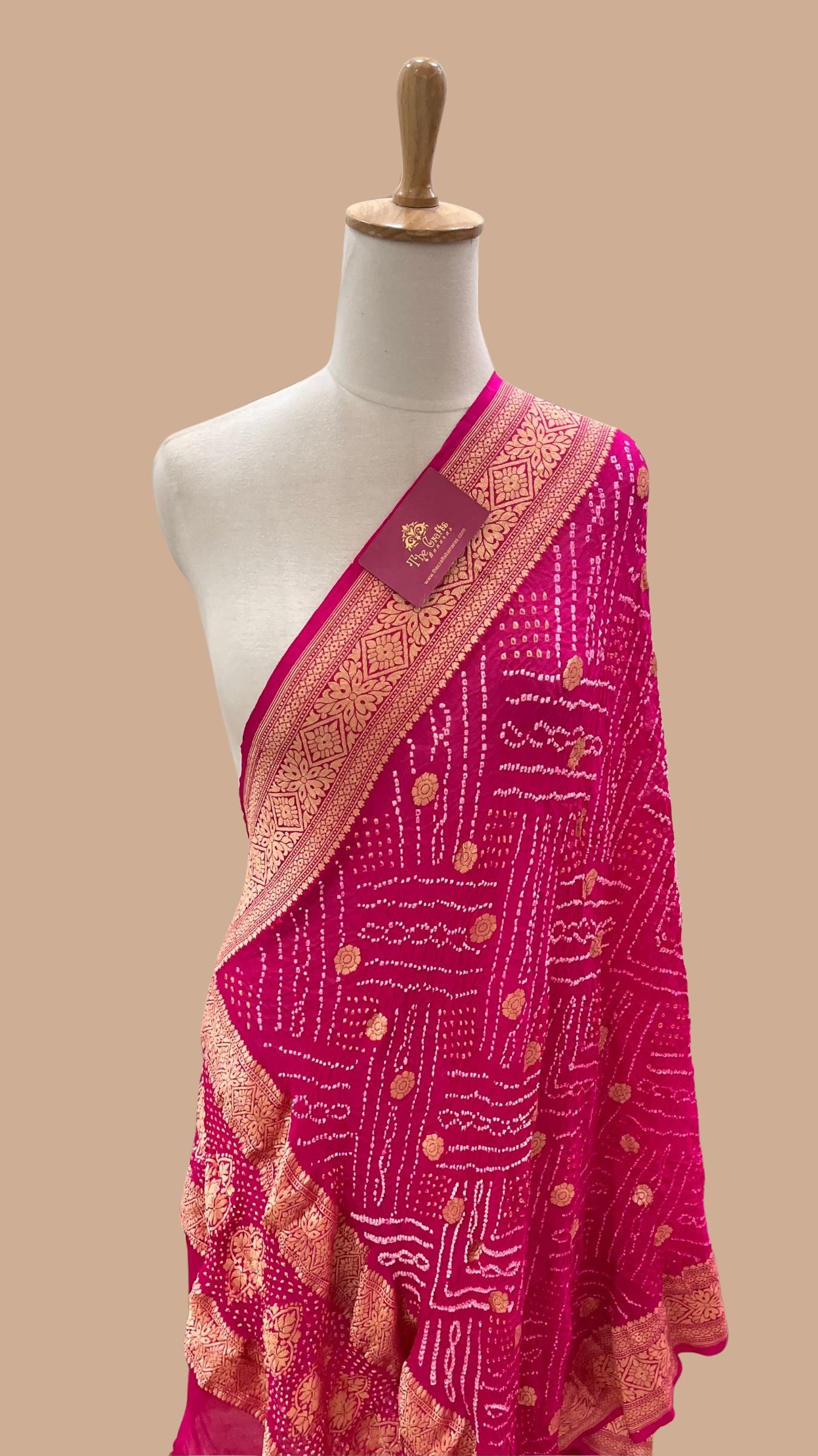 Khaddi Georgette Banarasi Handloom Bandhej Dupatta