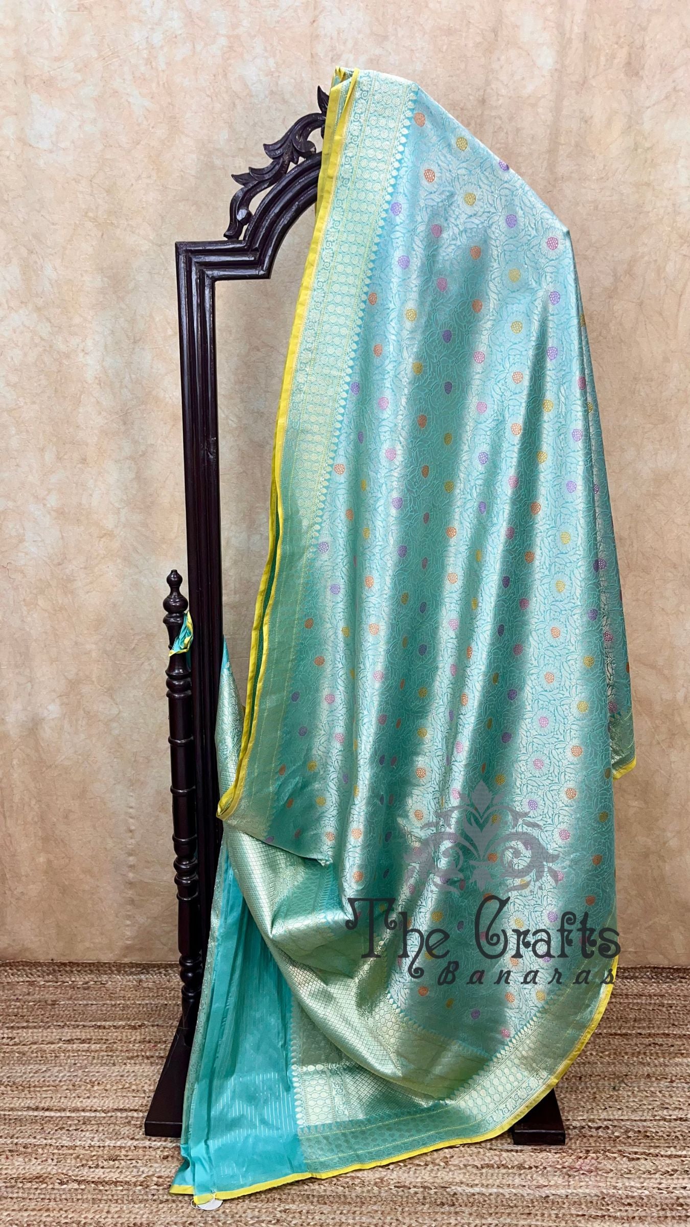 Pure Katan Silk Handloom Banarasi Saree - Kadhua Tanchui Brocade Meena