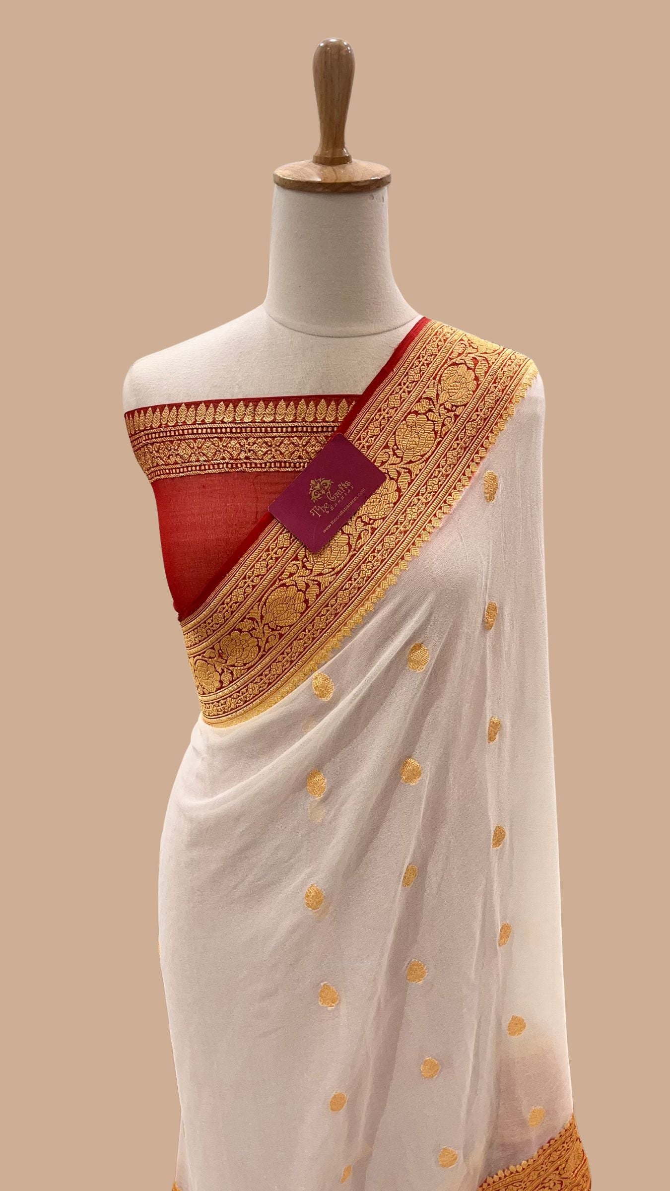 Pure Georgette Handloom Banarasi Saree - Gold Zari