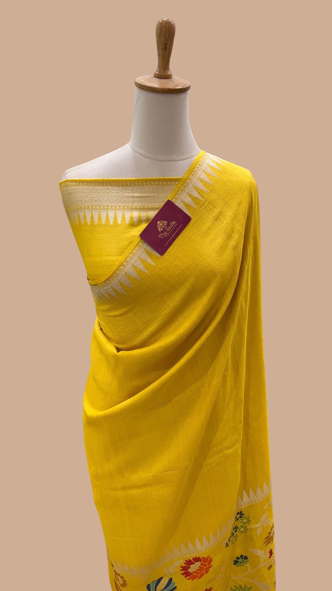 Tussar Georgette Handloom Banarasi Saree - Meenakari