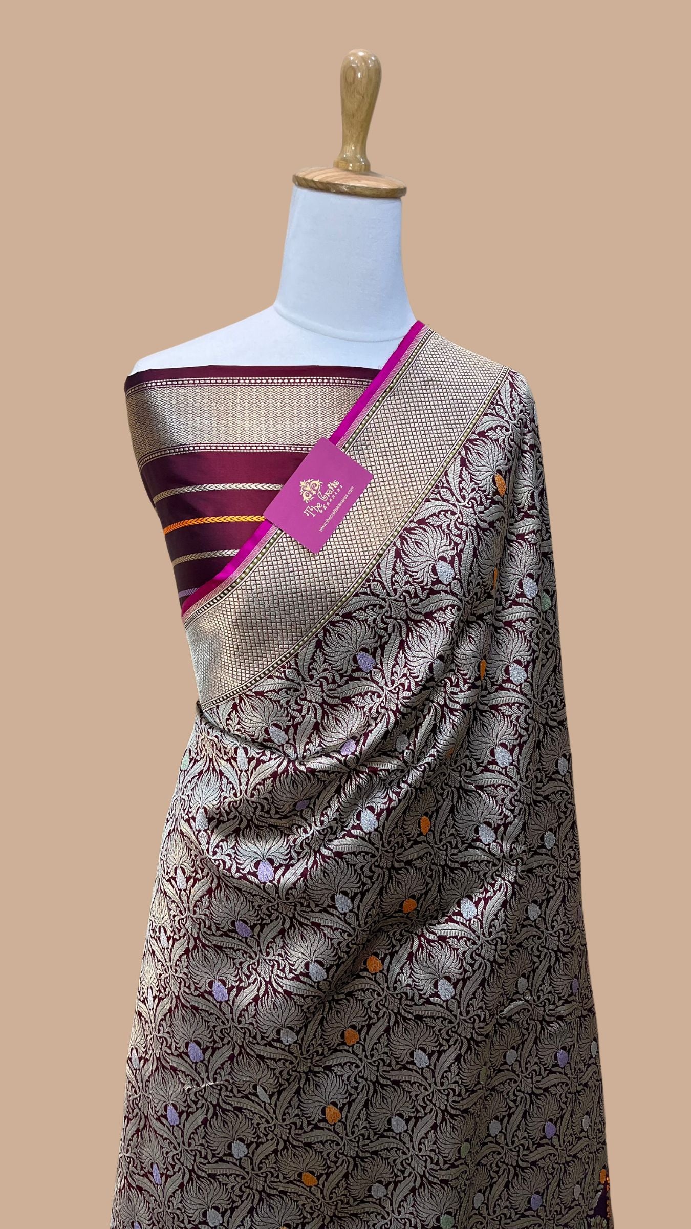 Pure Katan Silk Handloom Banarasi Saree - Kadhua Tanchui Brocade Meena