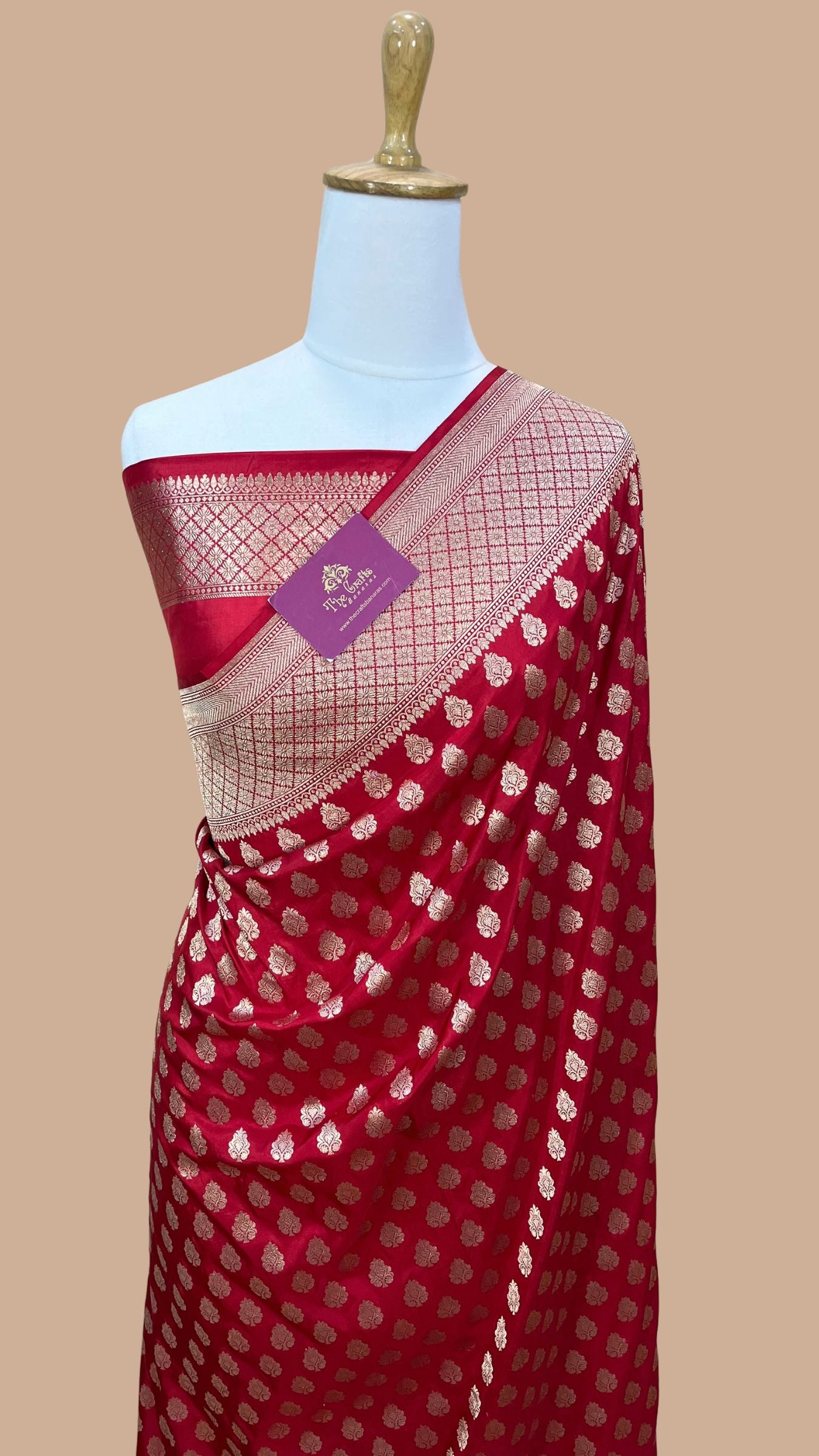 Pure Katan Silk Handloom Banarasi Saree - Jaal work