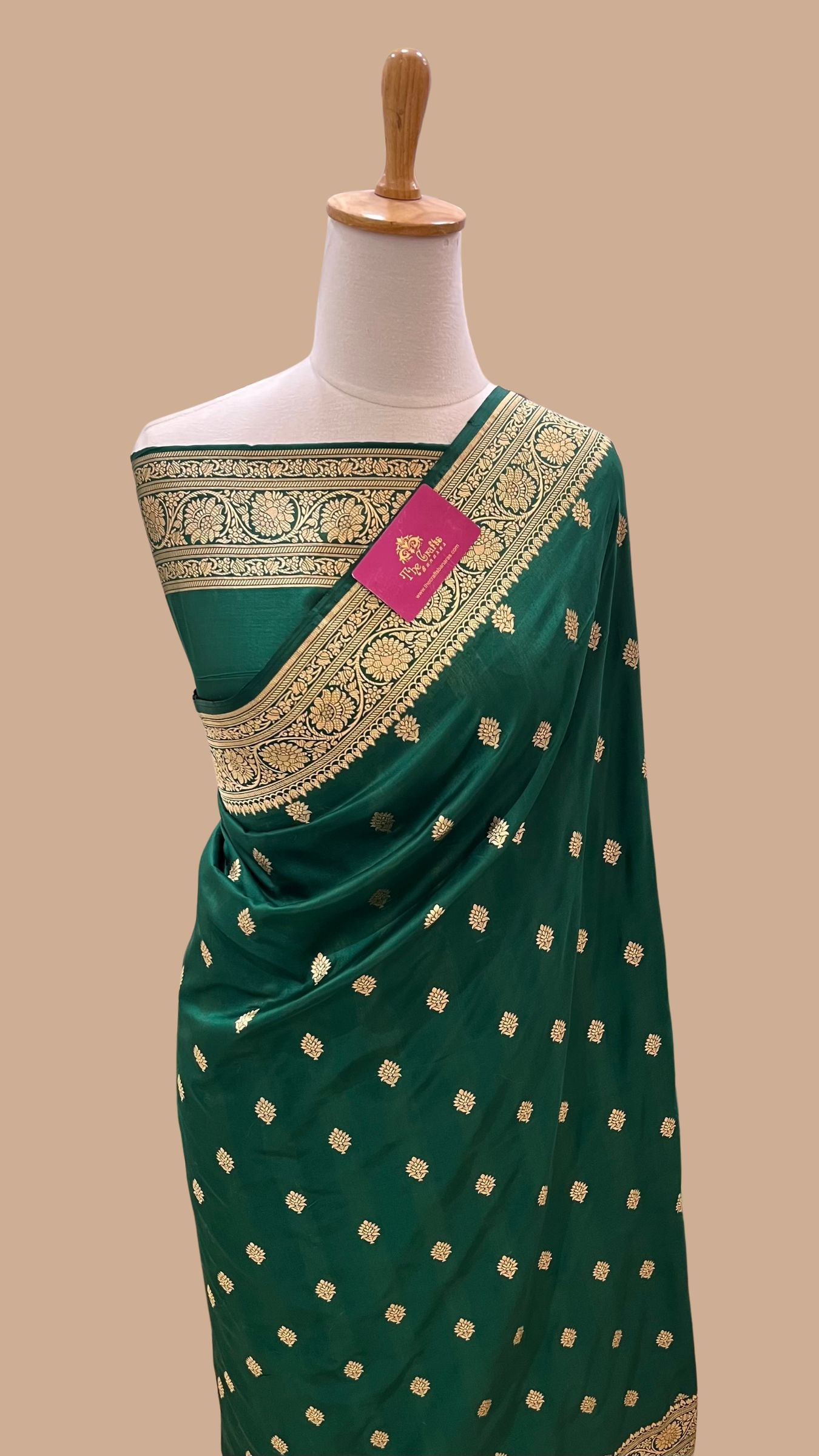 Pure Katan Silk Handloom Banarasi Saree - Jaal work