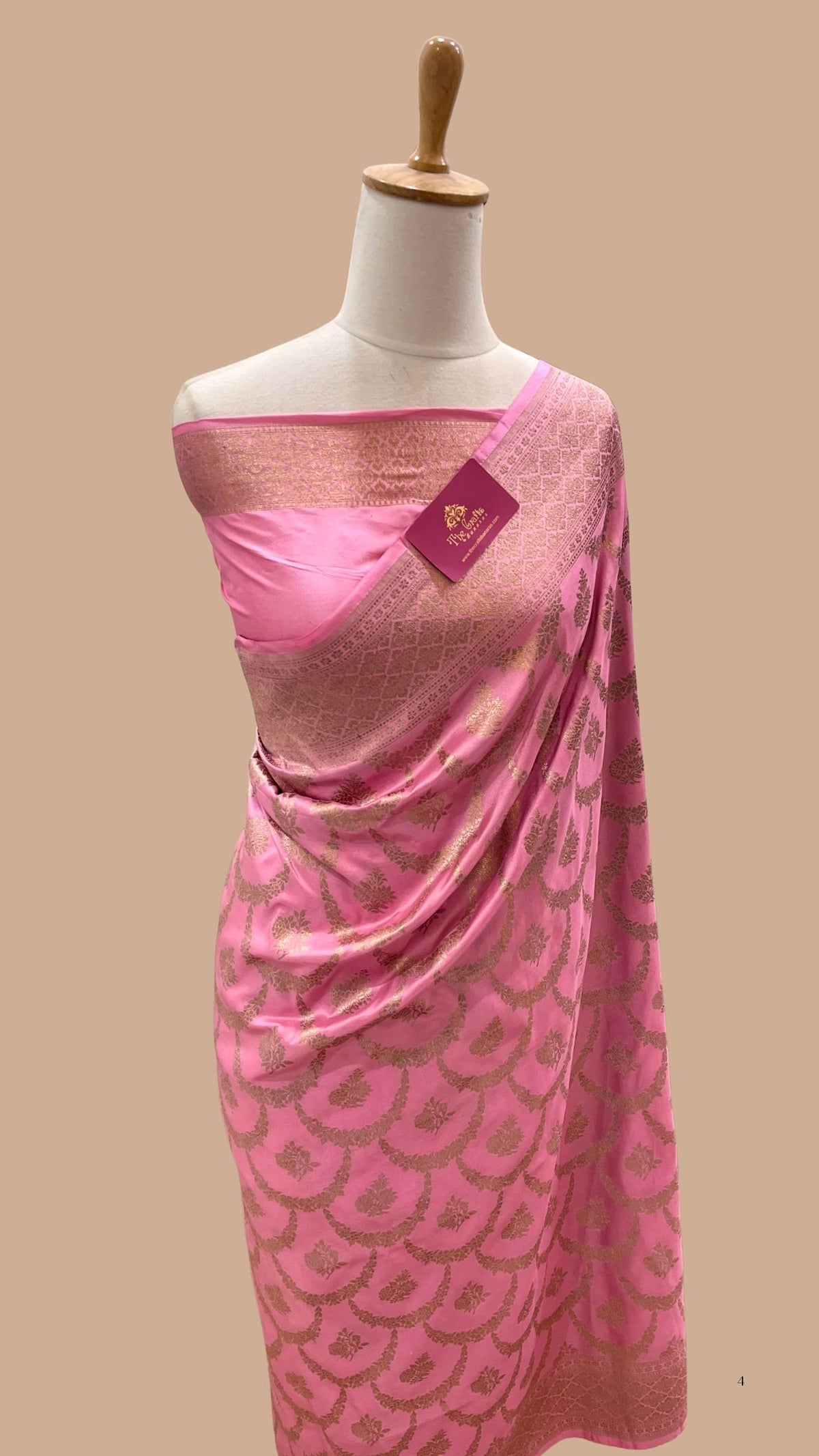 Pure Katan Silk Handloom Banarasi Saree - Jaal work