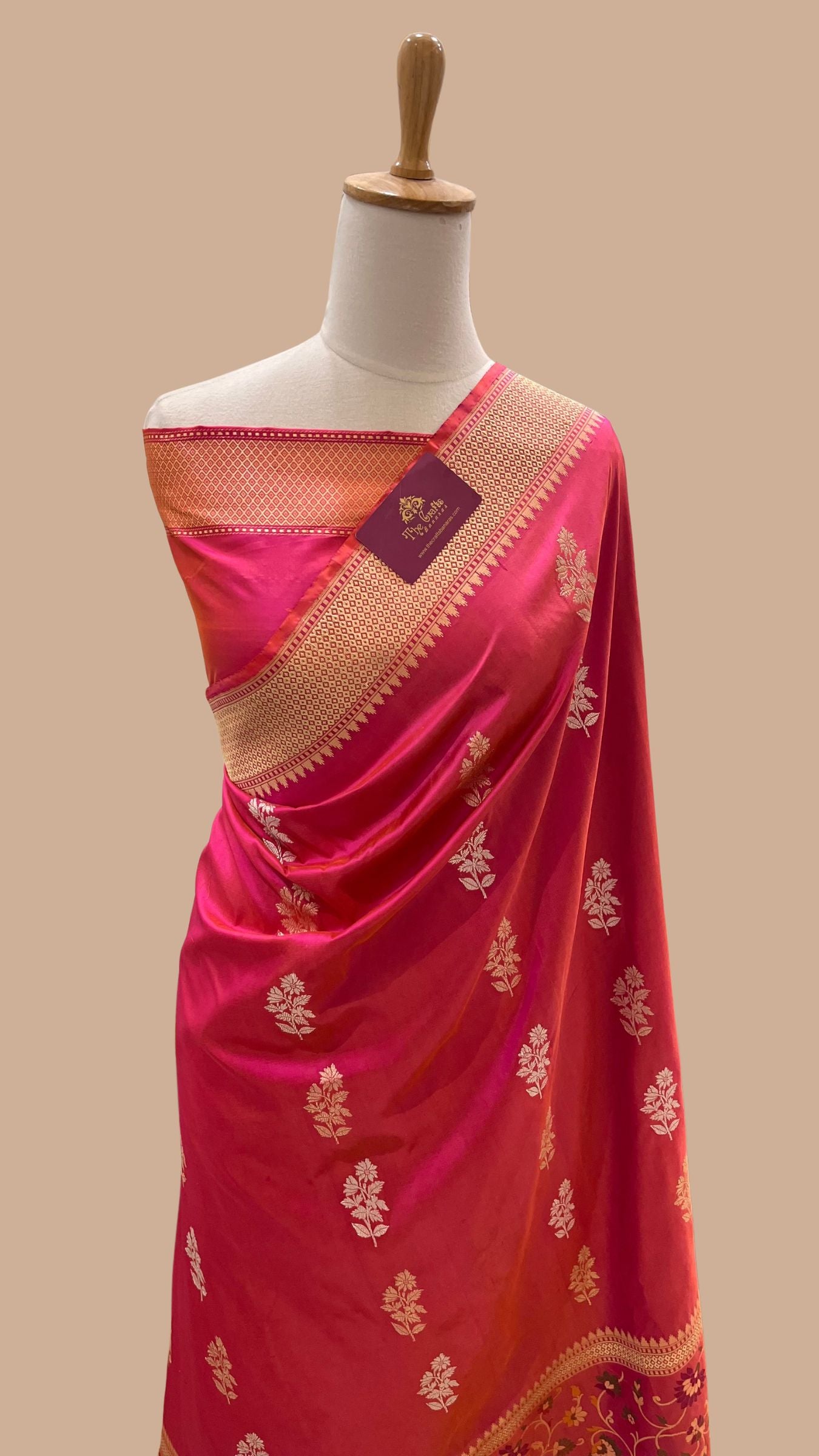 Pure Katan Silk Handloom Banarasi Saree - With kadhua Sona Roopa  Motifs