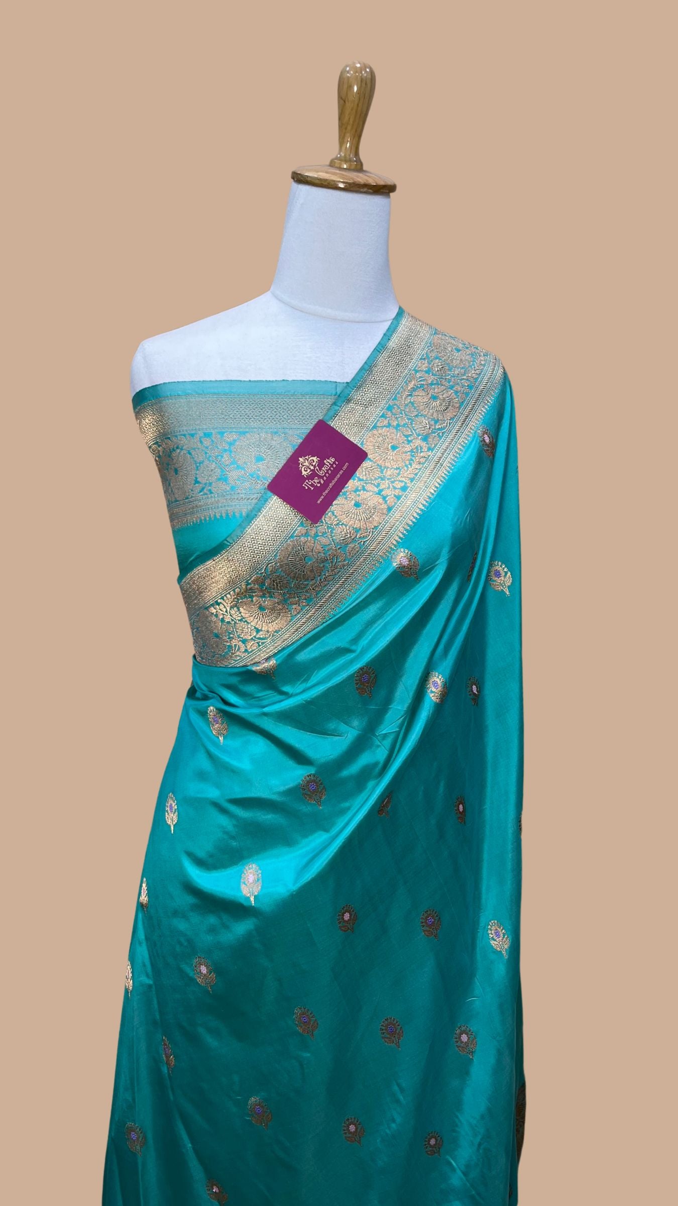 Pure Katan Silk Handloom Banarasi Saree - Kadhua Buti