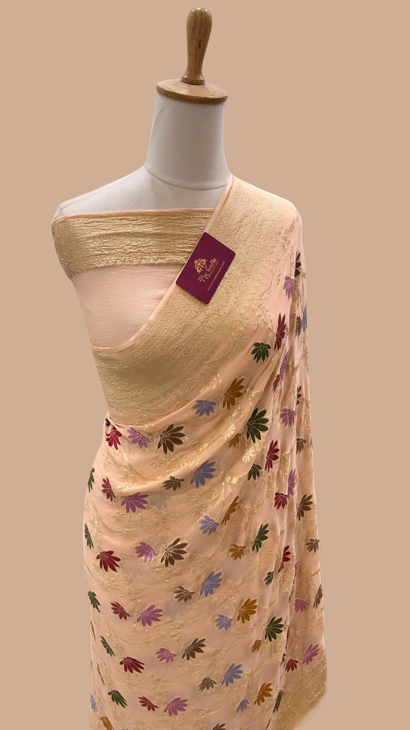 Khaddi Georgette Handloom Banarasi Saree - Jaal with Meenakari