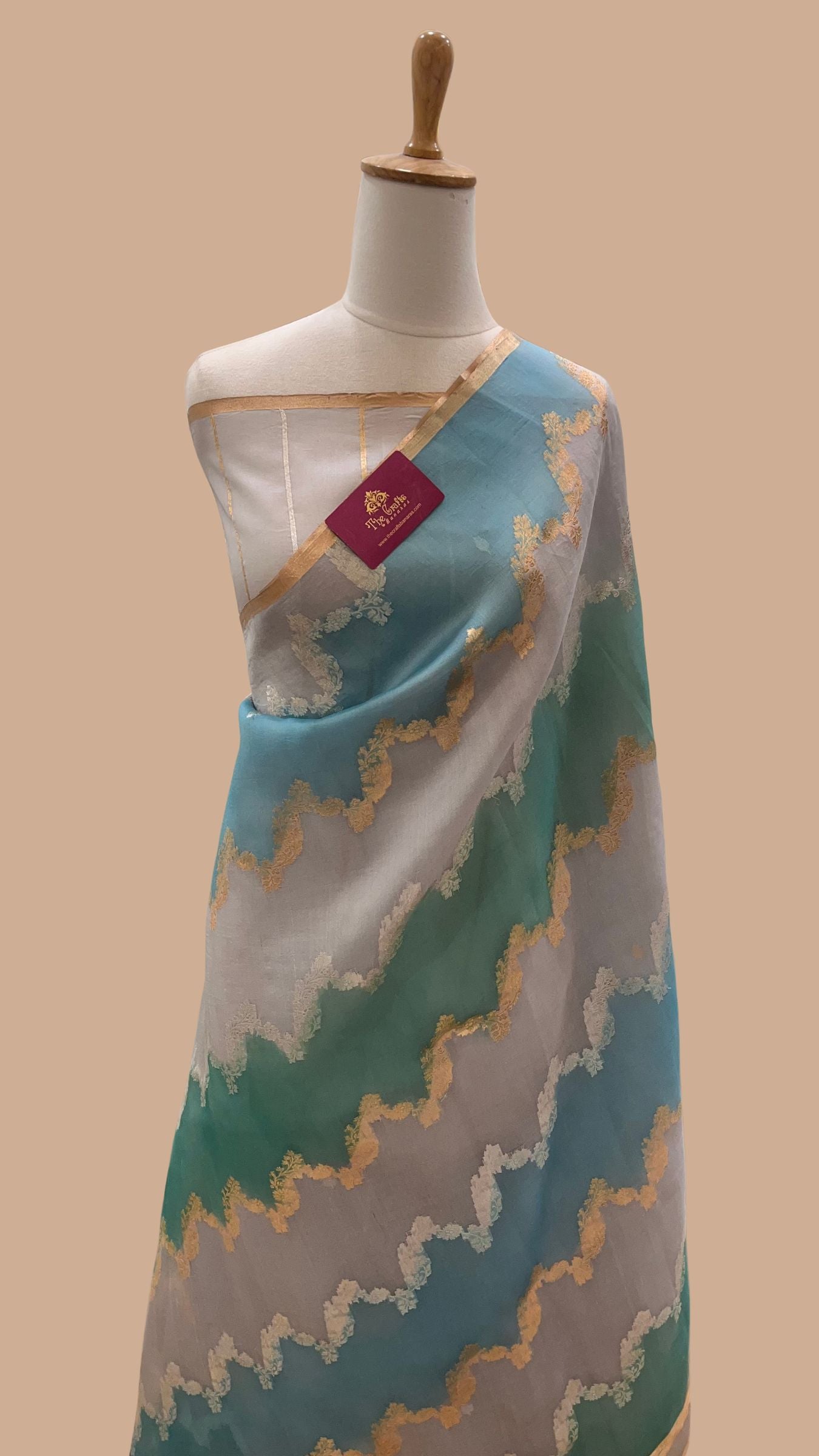 Rangkat Pure Kora Silk Handloom Banarasi Saree- Kadhua Stripes