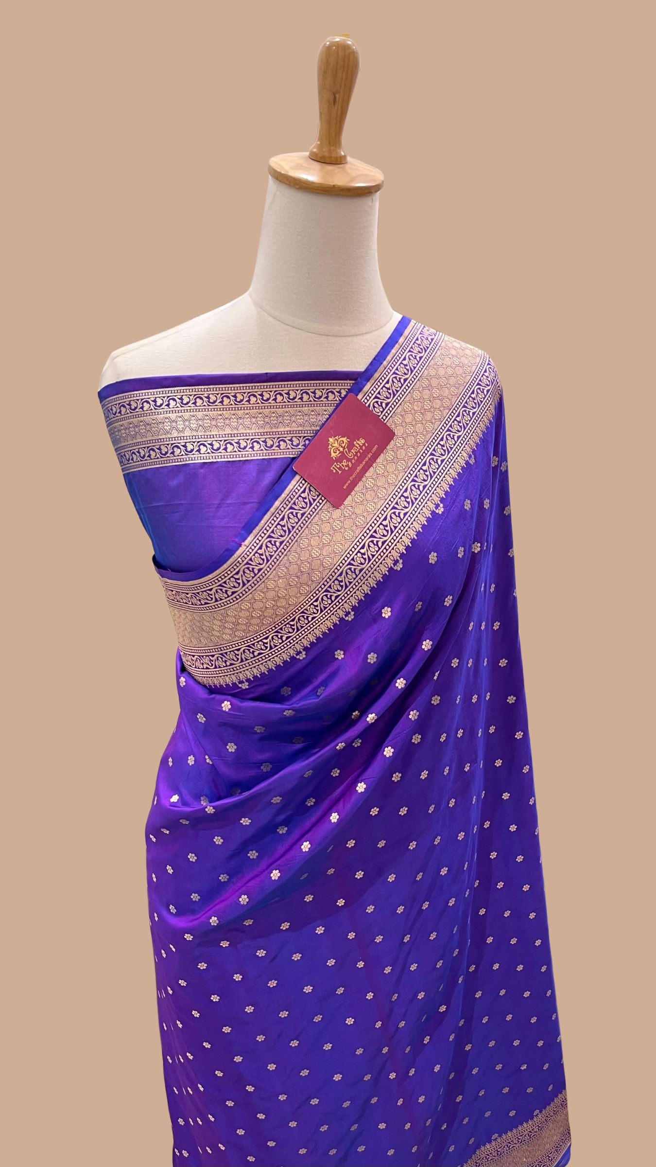 Pure Katan Silk Handloom Banarasi Saree - Chunri Buti