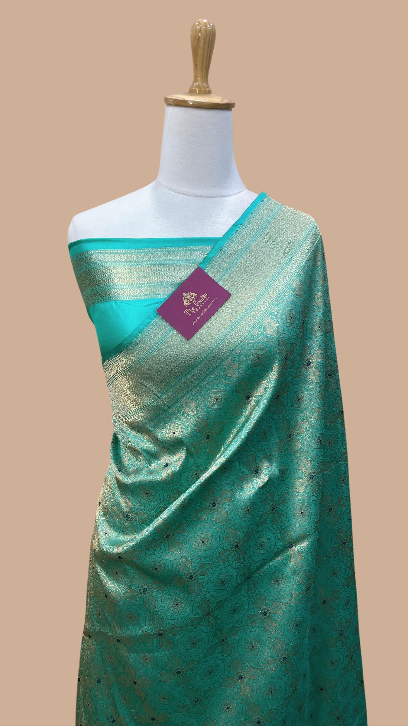 Pure Katan Silk Handloom Banarasi Saree - Tanchui Brocade Meena