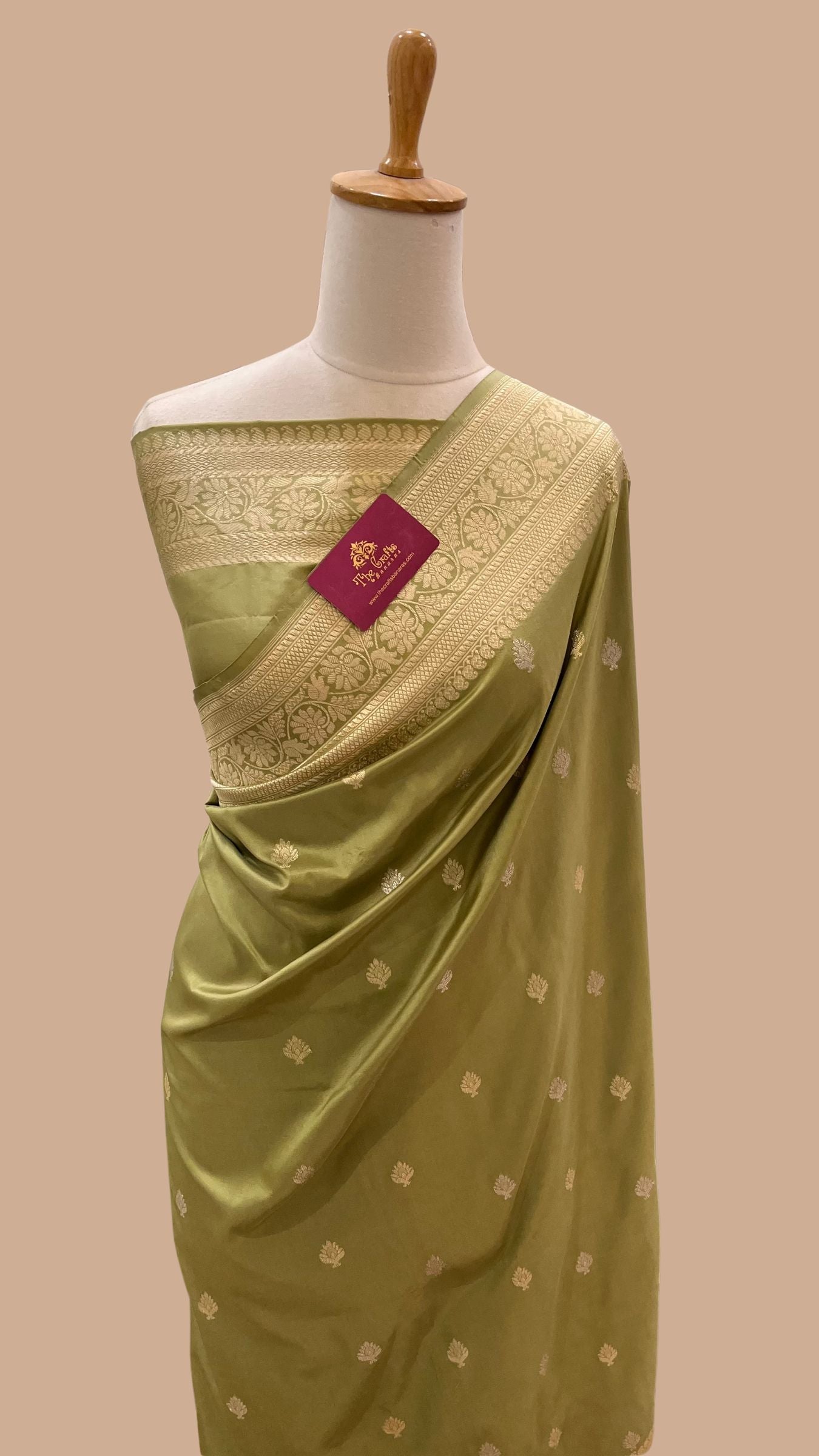 Pure Katan Silk Handloom Banarasi Saree - with Sona Rupa kadhua motifs