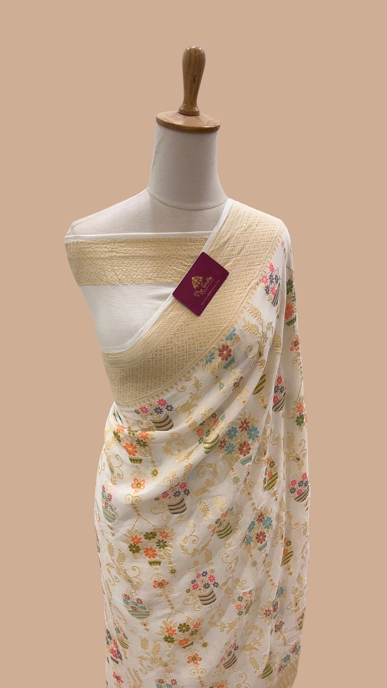 Khaddi Georgette Handloom Banarasi Saree - Jaal with Meenakari