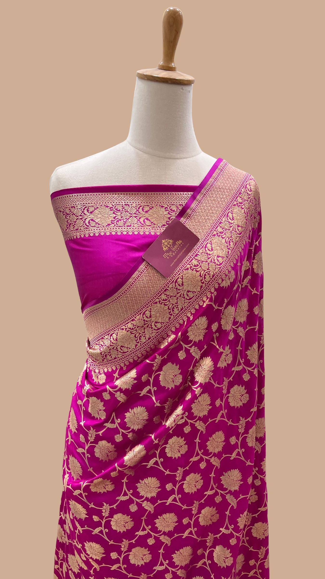 Pure Katan Silk Handloom Banarasi Saree - Jaal work