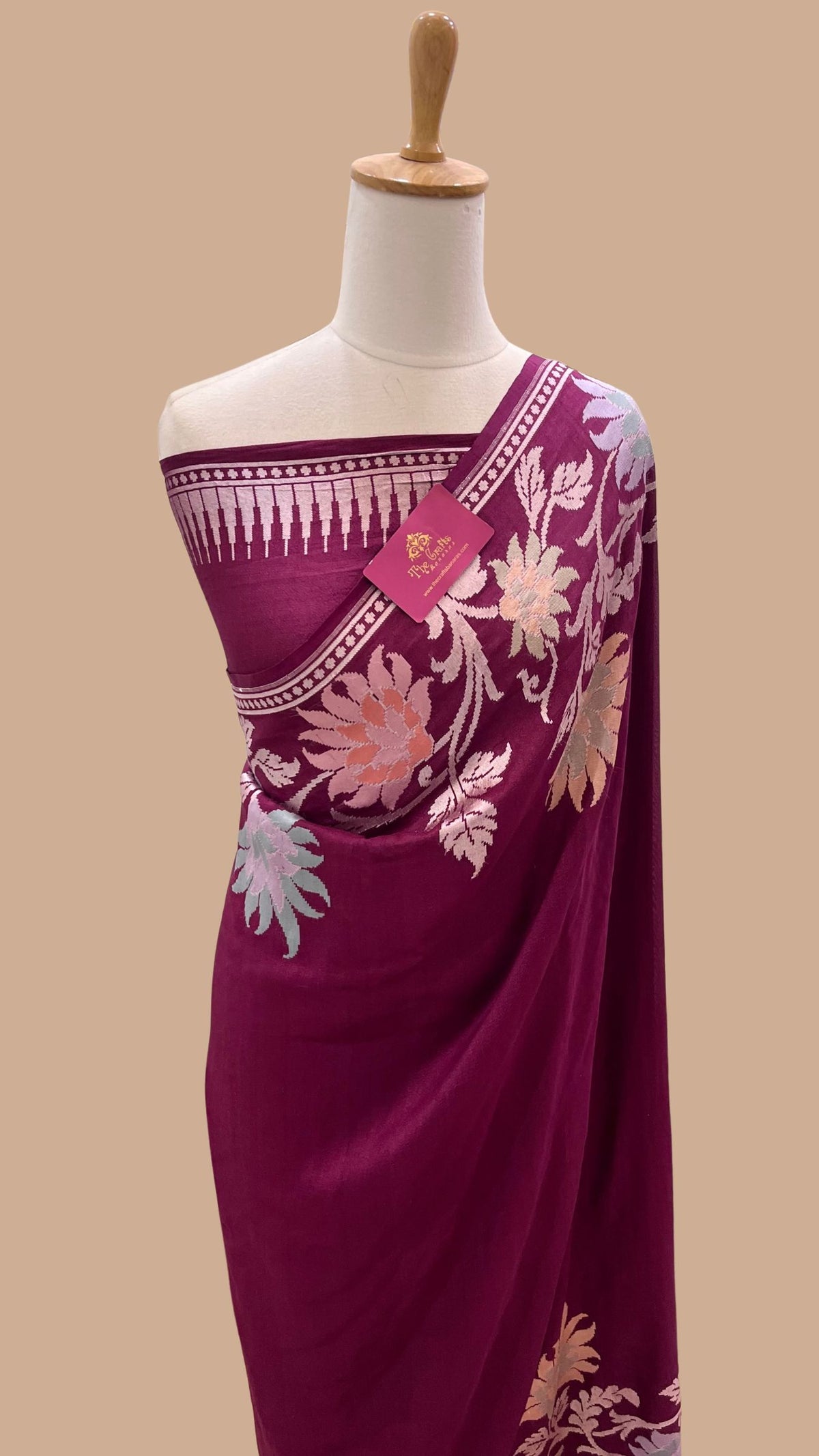Tussar Georgette Handloom Banarasi Saree - Jaal with Meenakari