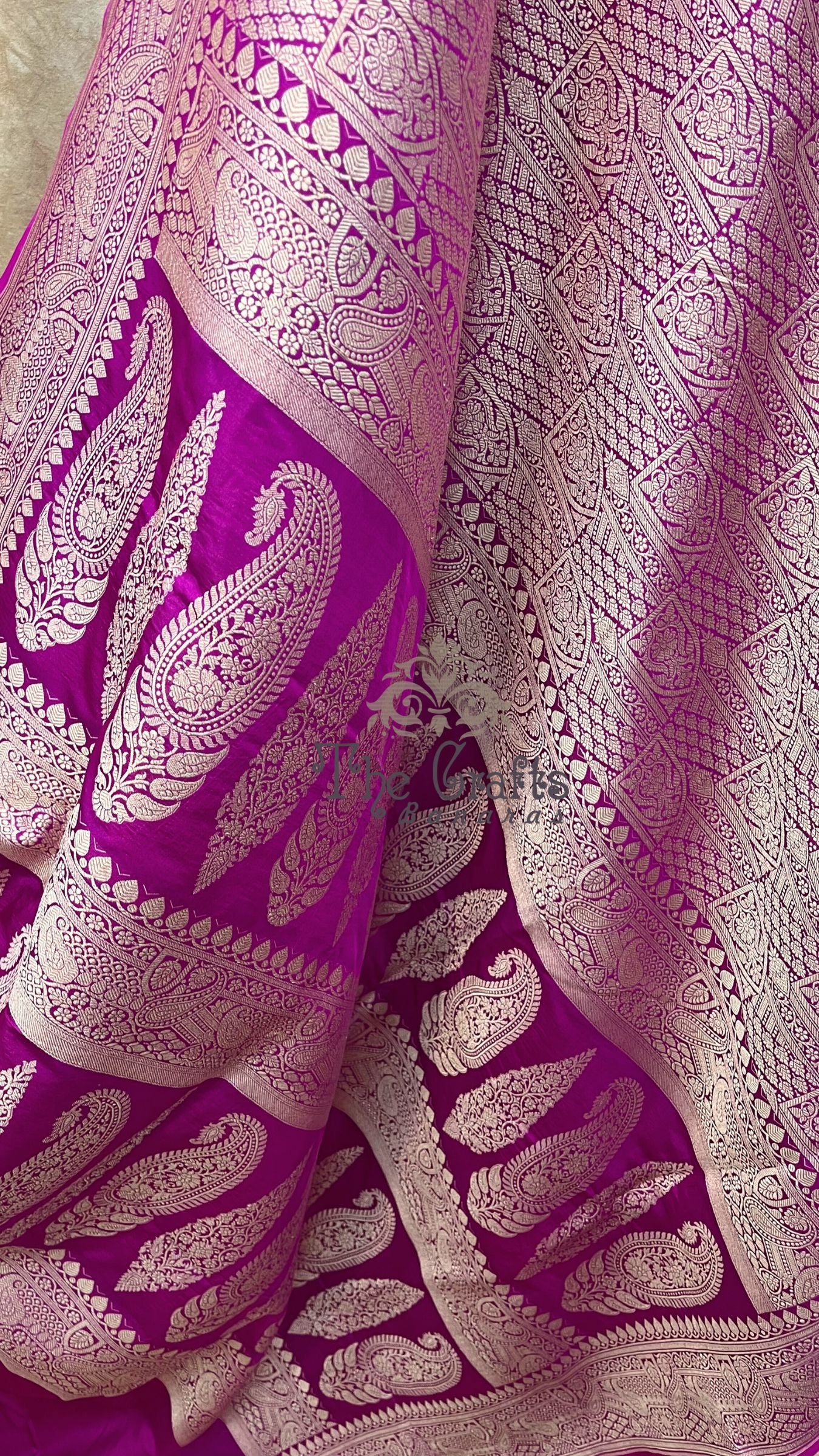 Pure Katan Silk Handloom Banarasi Saree - Tanchui Brocade Meena