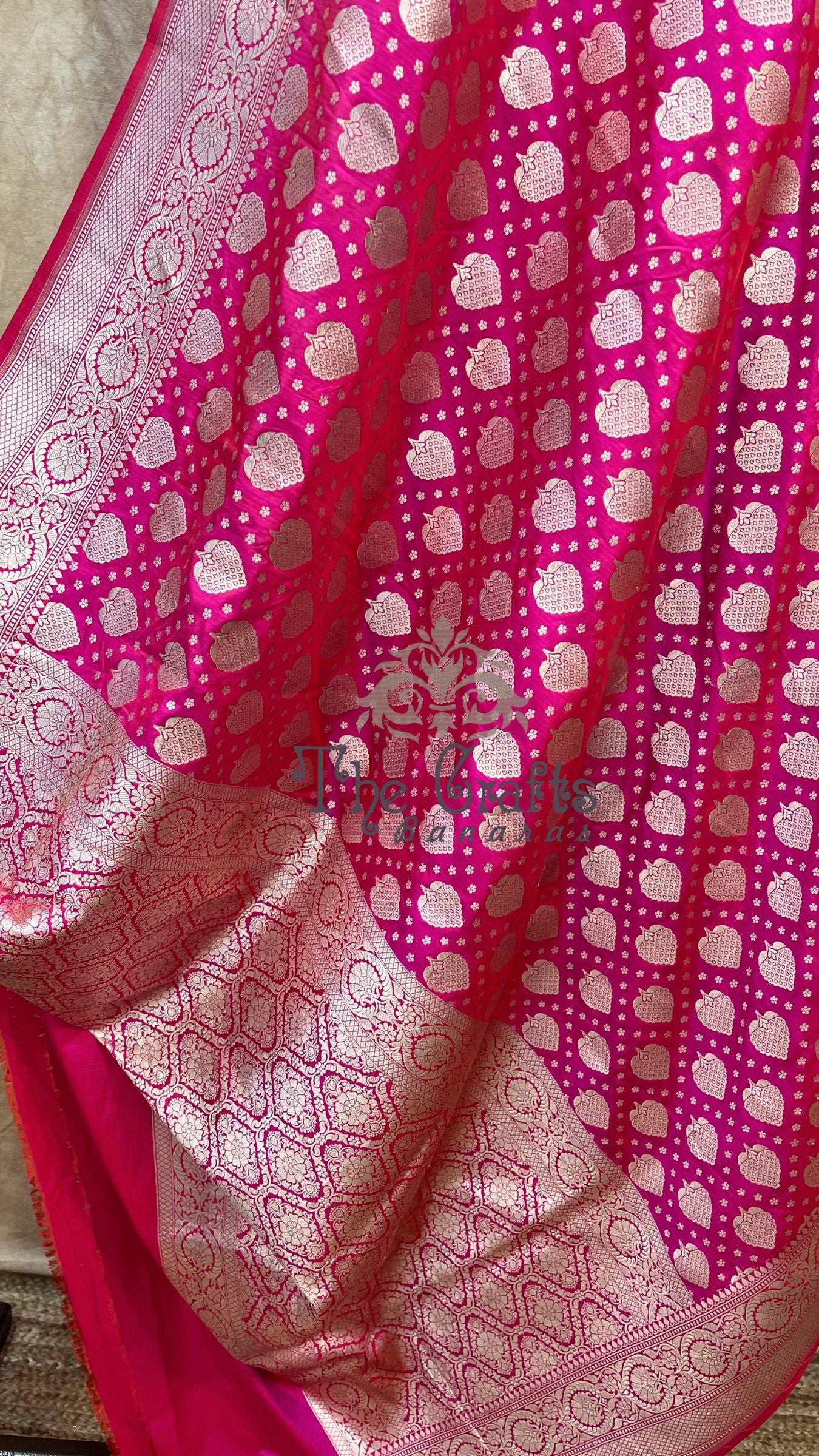 Pure Katan Silk Handloom Banarasi Saree - Jaal work