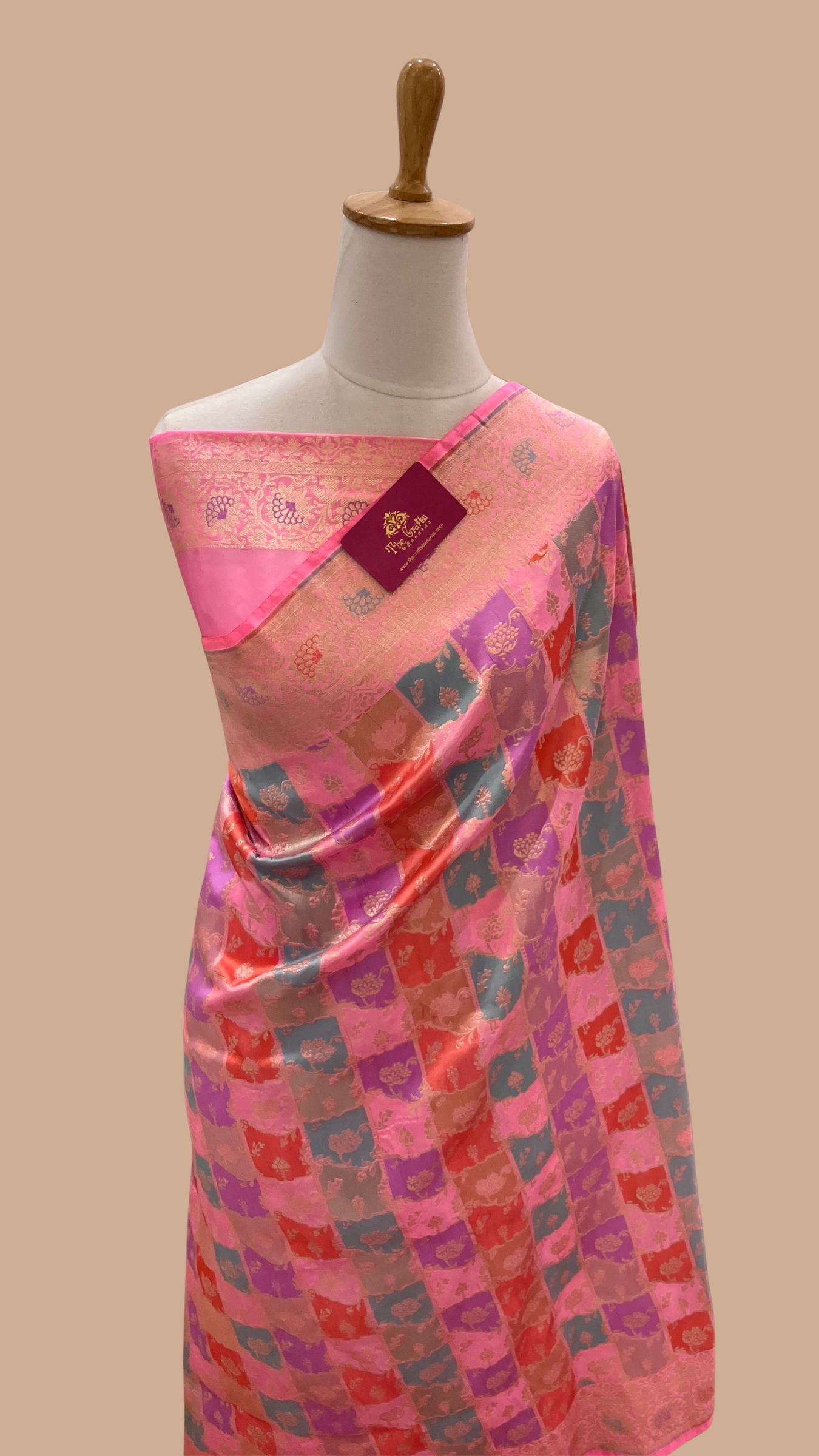 Rangkat Pure Katan Silk Handloom Banarasi Saree - Jaal with meenakari