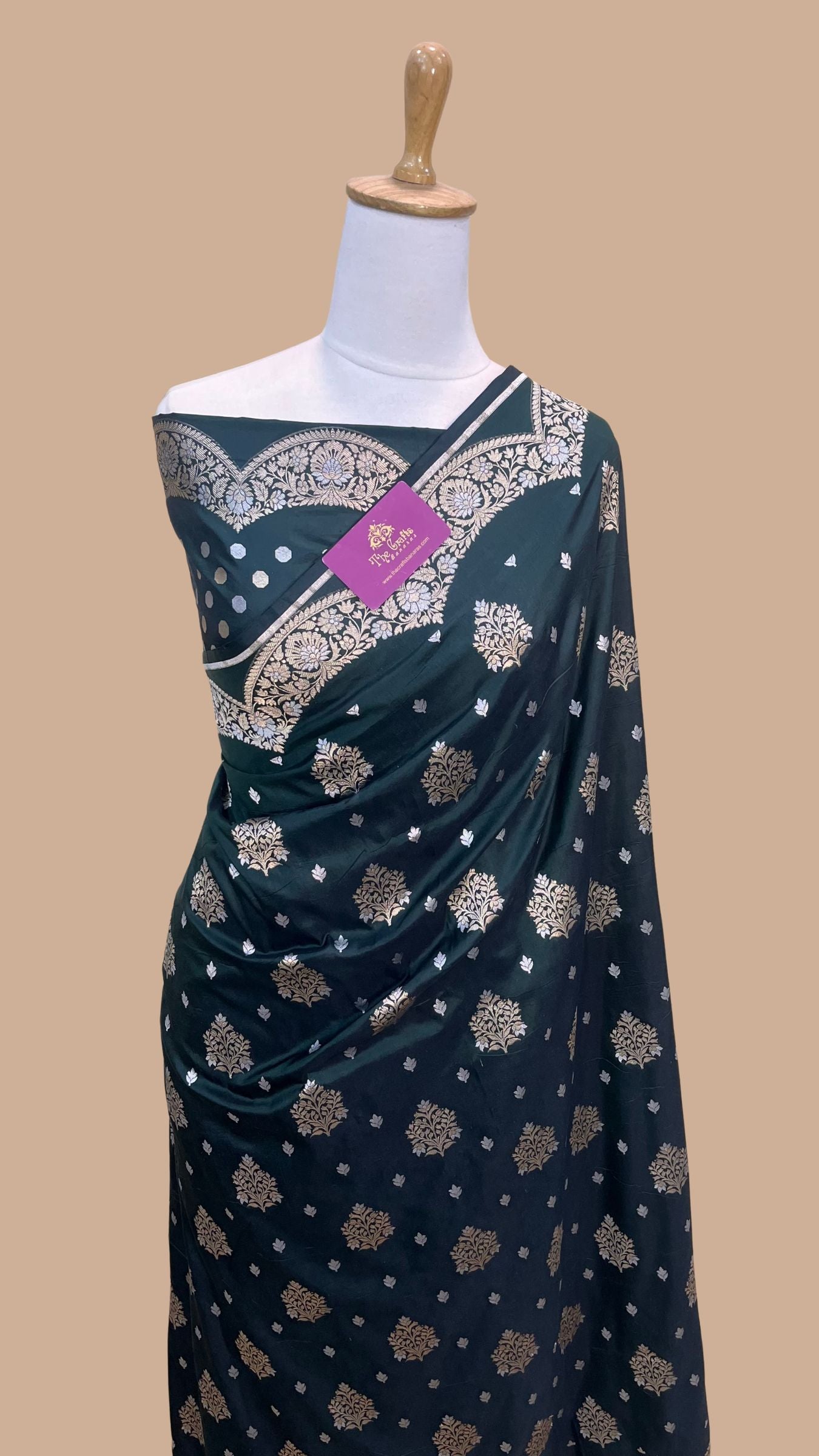 Pure Katan Silk Handloom Banarasi Saree - With Sona Rupa Motifs
