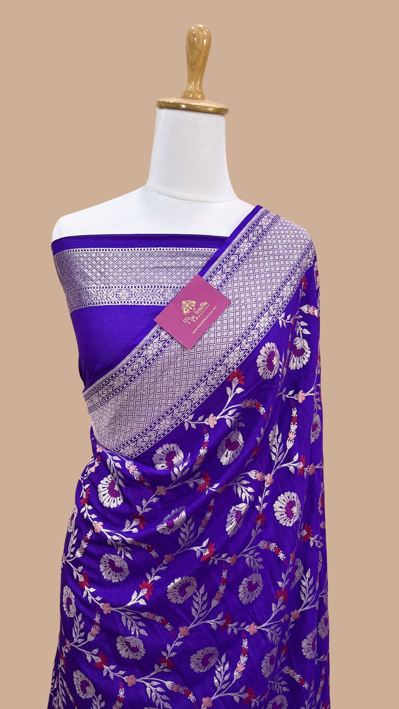 Pure Munga SIlk Handloom Banarasi Saree - Meenakari