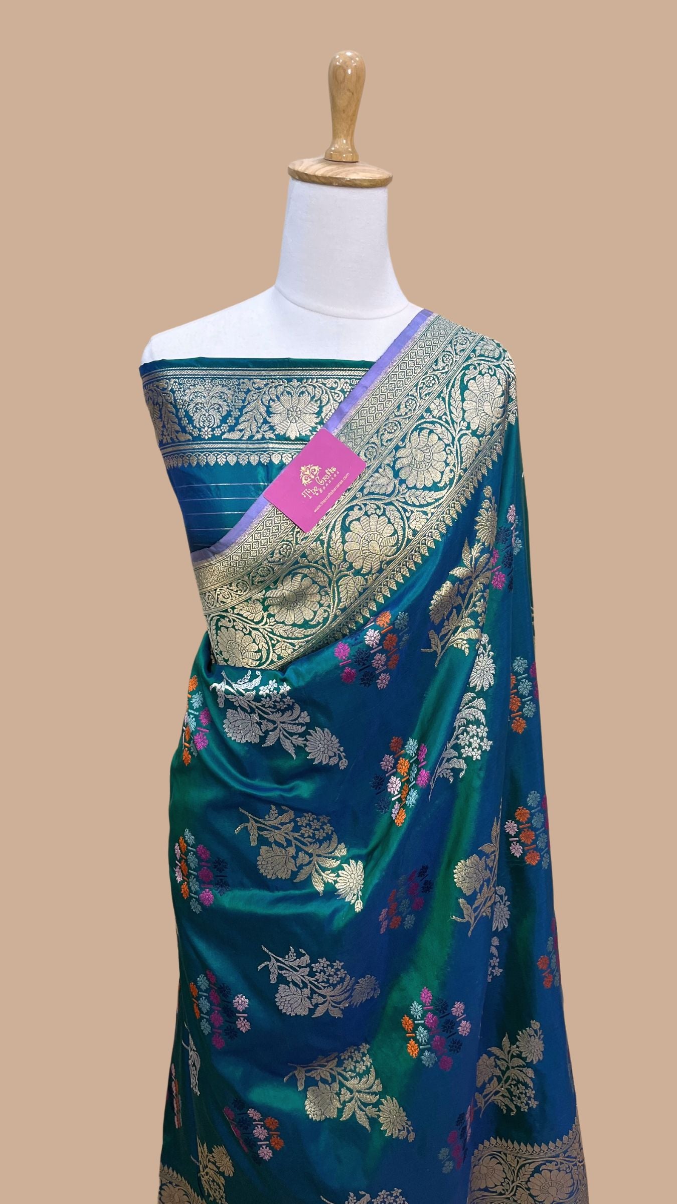 Pure Katan Silk Handloom Banarasi Saree - All Over Kadiyal Jaal Work