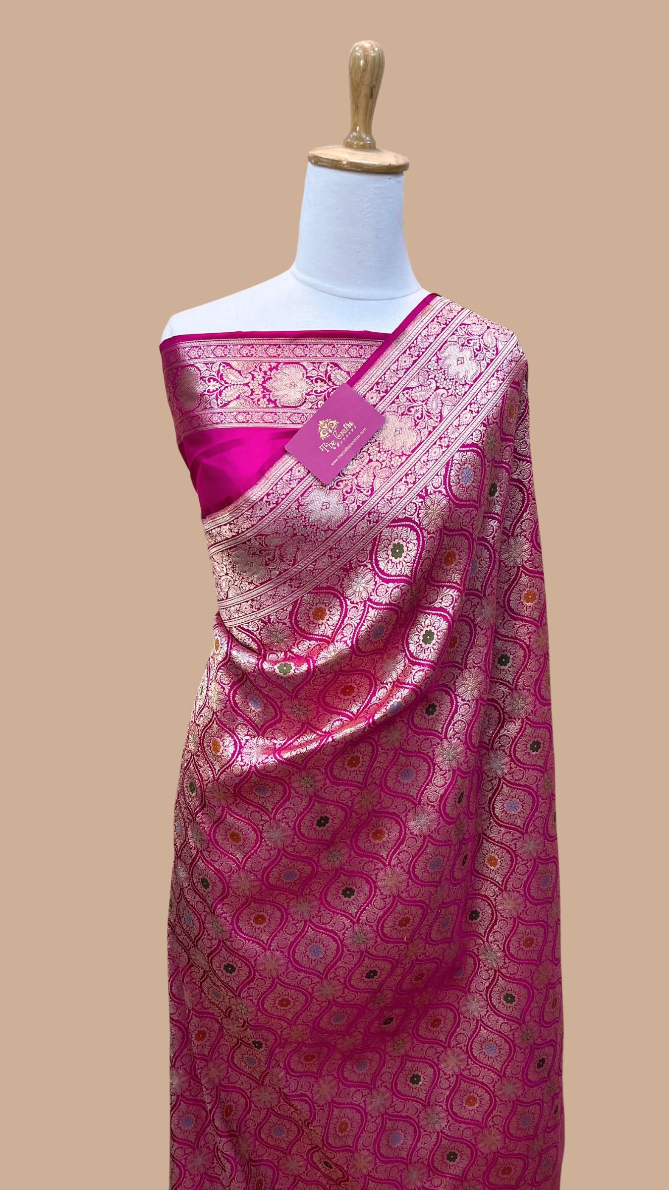 Pure Katan Silk Handloom Banarasi Saree - Tanchui Brocade Meena