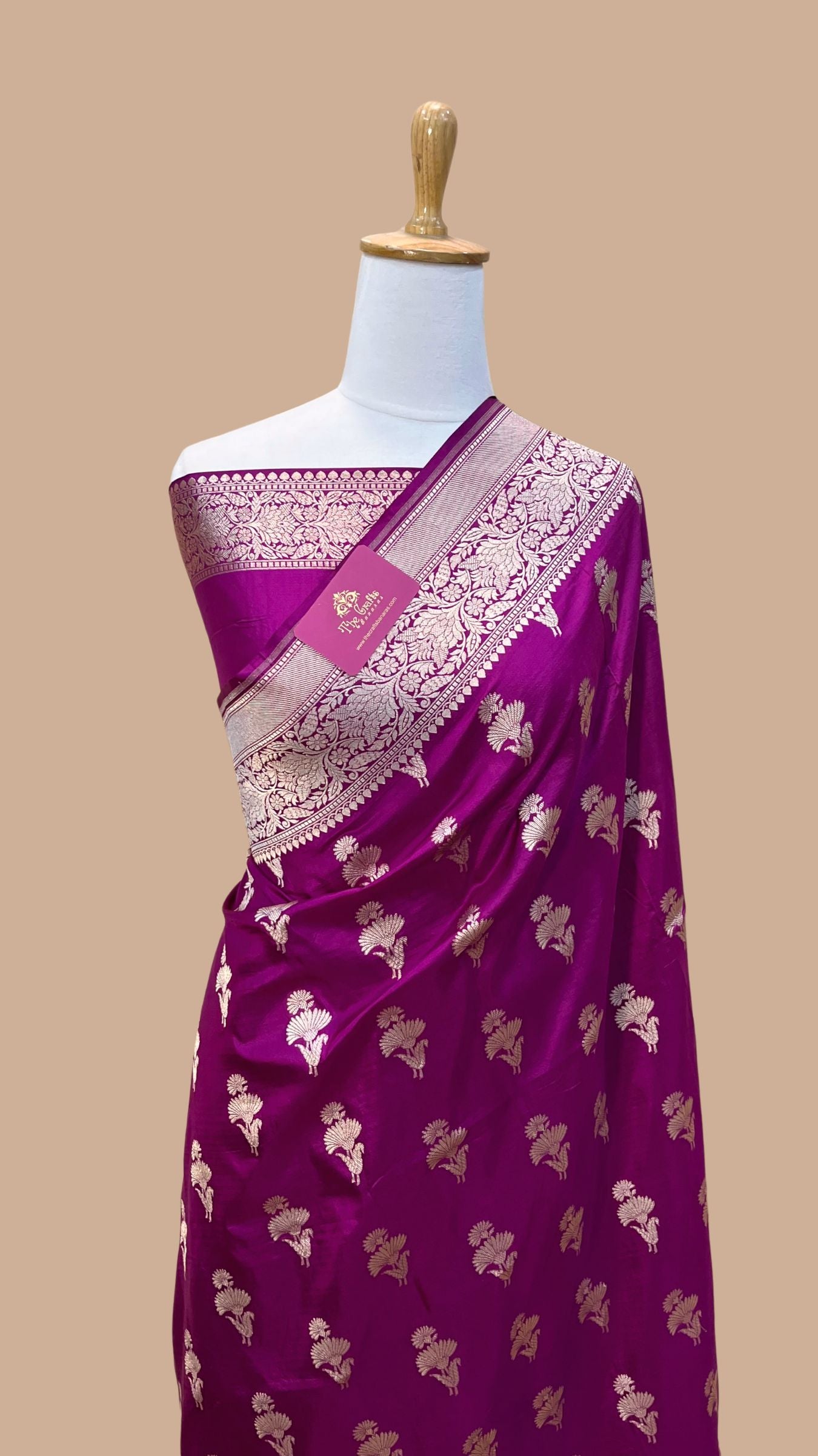 Pure Katan Silk Handloom Banarasi Saree - Jaal work