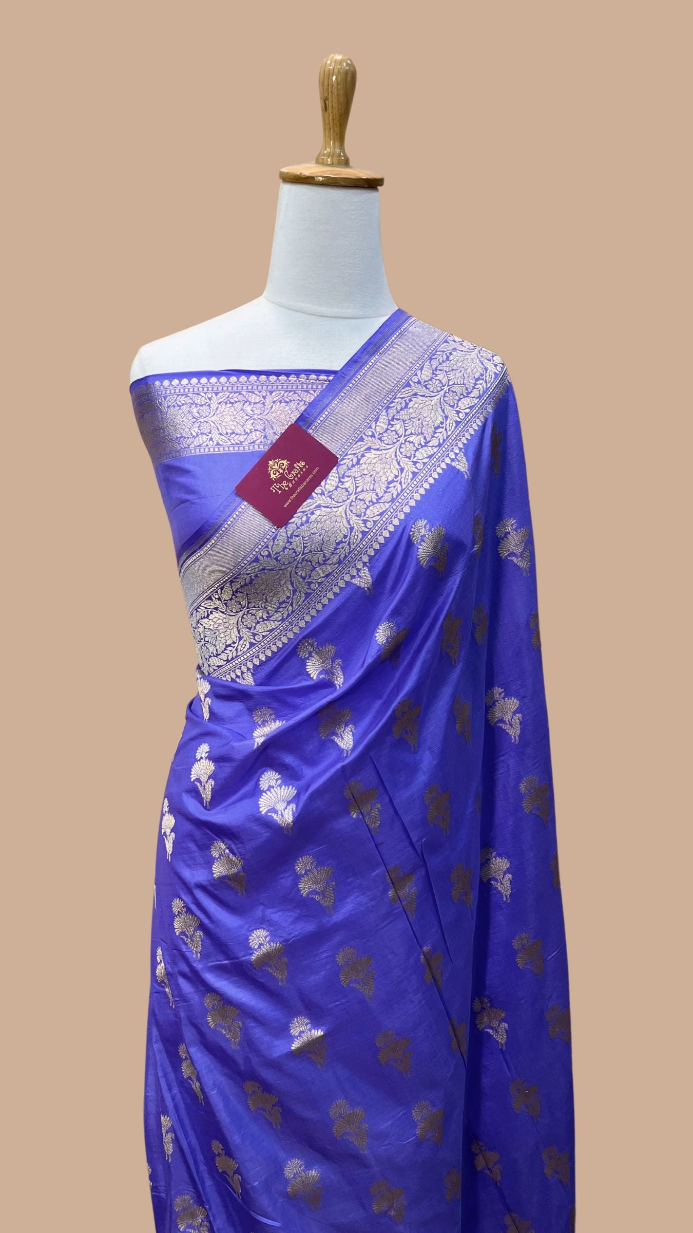 Pure Katan Silk Handloom Banarasi Saree - Jaal work