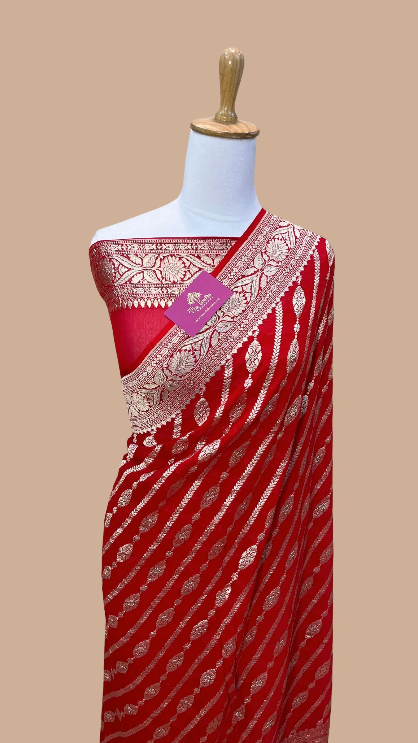 Khaddi Georgette Handloom Banarasi Saree - Water Zari