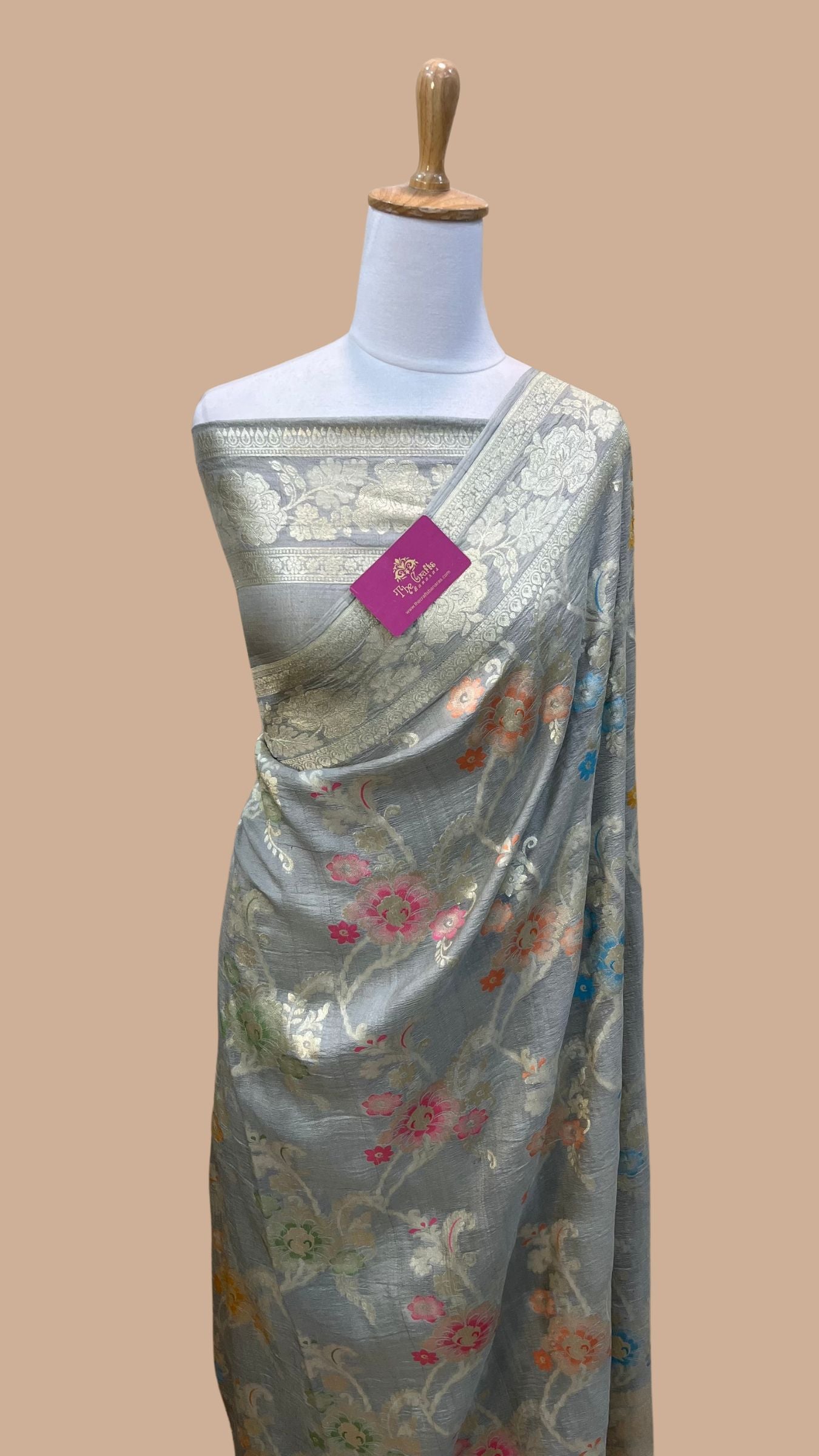 Tussar Georgette Handloom Banarasi Saree - Jaal with Meenakari