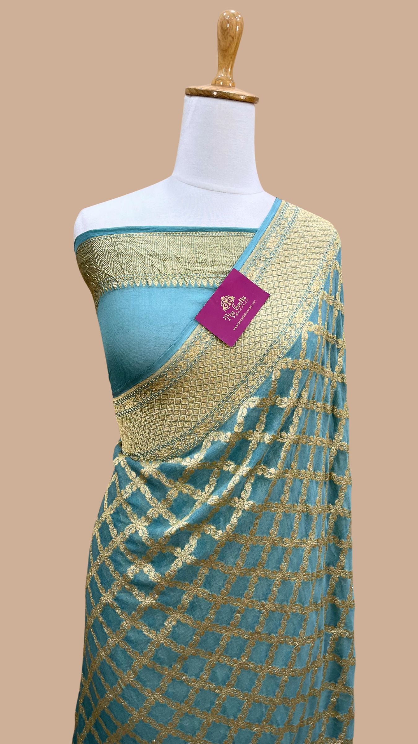 Khaddi Georgette Banarasi Saree - Gold Zari