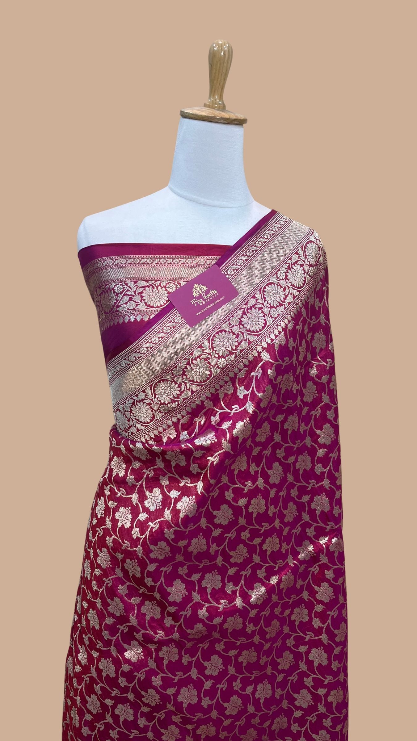 Pure Katan Silk Handloom Banarasi Saree - Jaal work