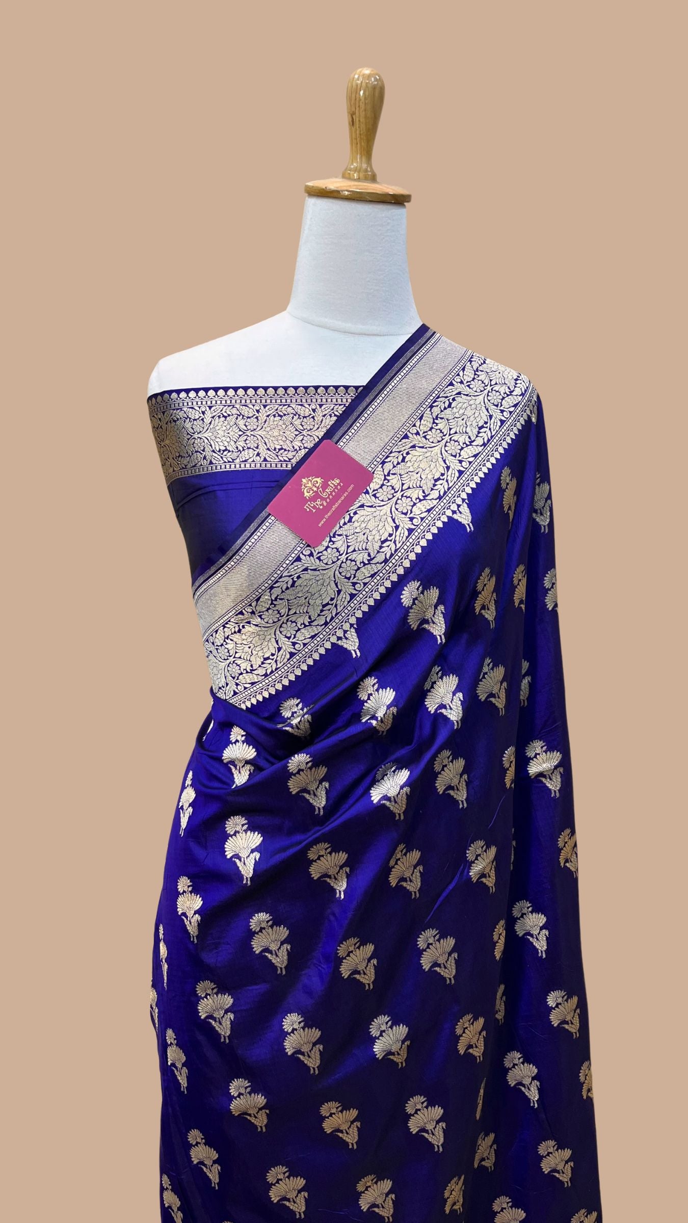 Pure Katan Silk Handloom Banarasi Saree - Jaal work