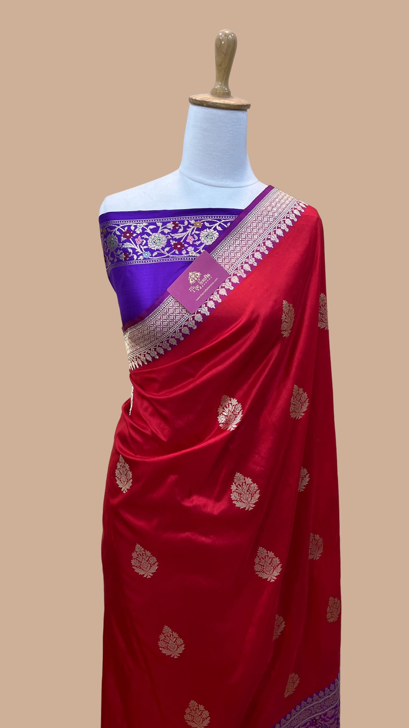 Pure Katan Silk Handloom Banarasi Saree - with kadhua motifs