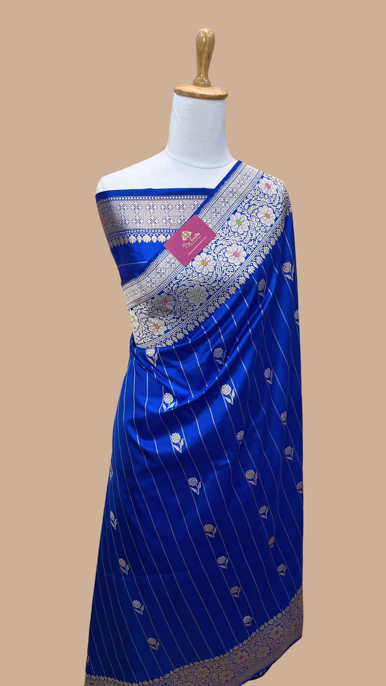 Pure Katan Silk Handloom Banarasi Saree - with sona rupa kadhua motifs