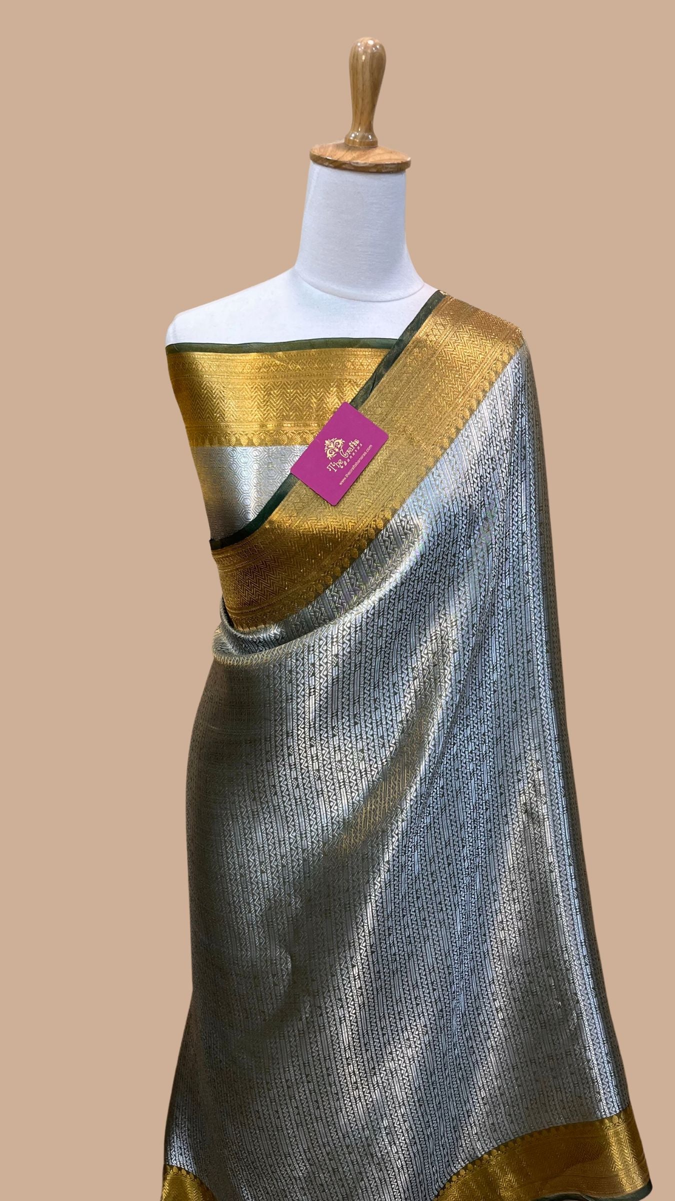 Pure Tissue Brocade Handloom Banarasi Saree