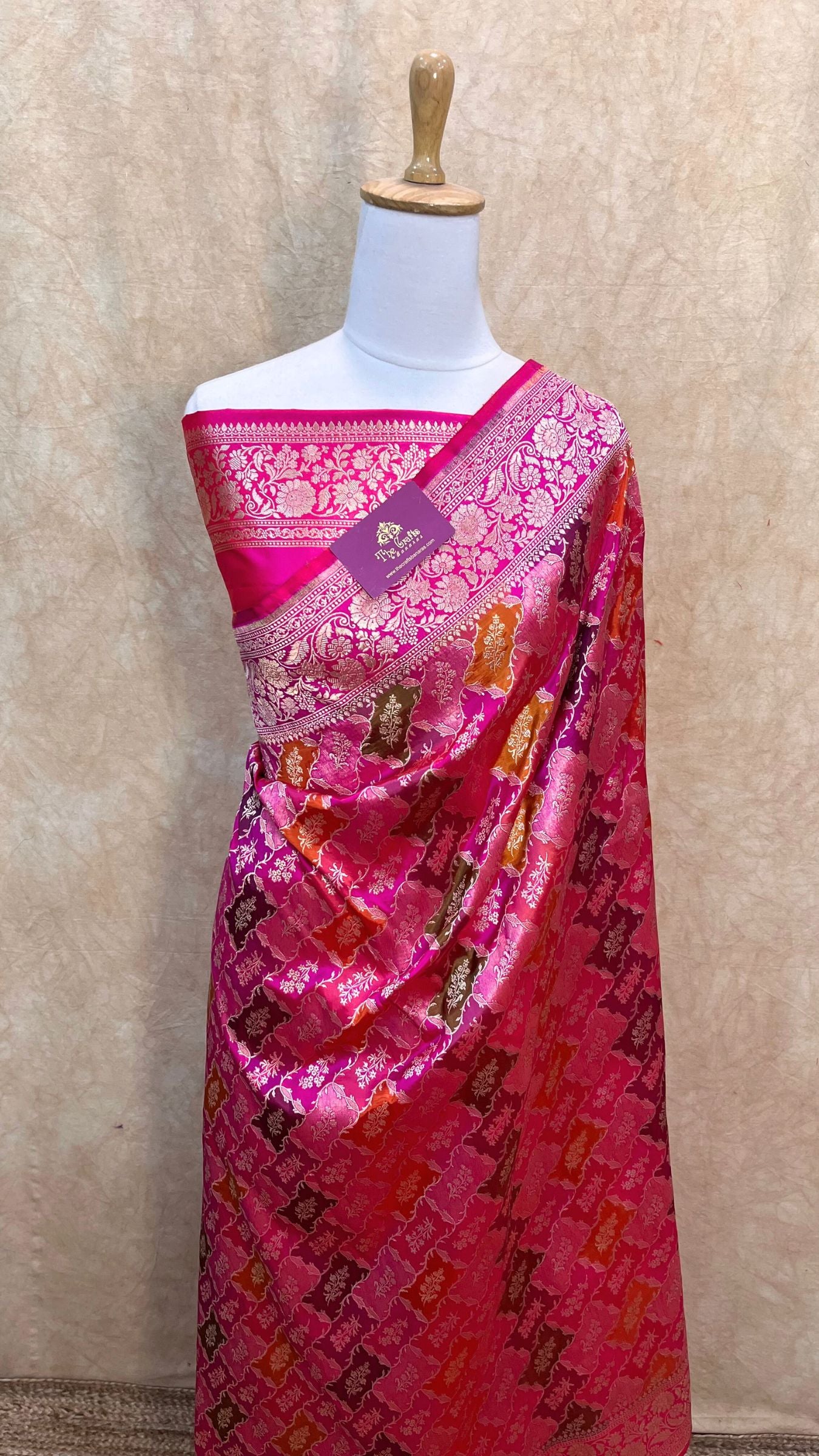 Rangkat Pure Katan Silk Handloom Banarasi Saree - All over Jaal work