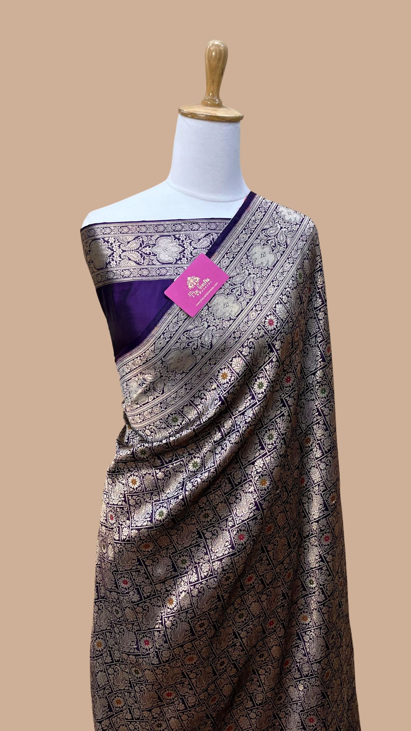 Pure Katan Silk Handloom Banarasi Saree - Tanchui Brocade Meena