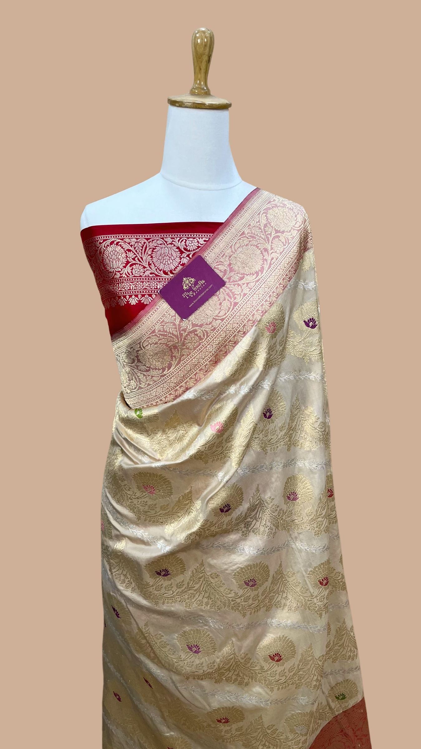 Pure Katan Silk Handloom Banarasi Saree - Kadhua jangla with meenakari