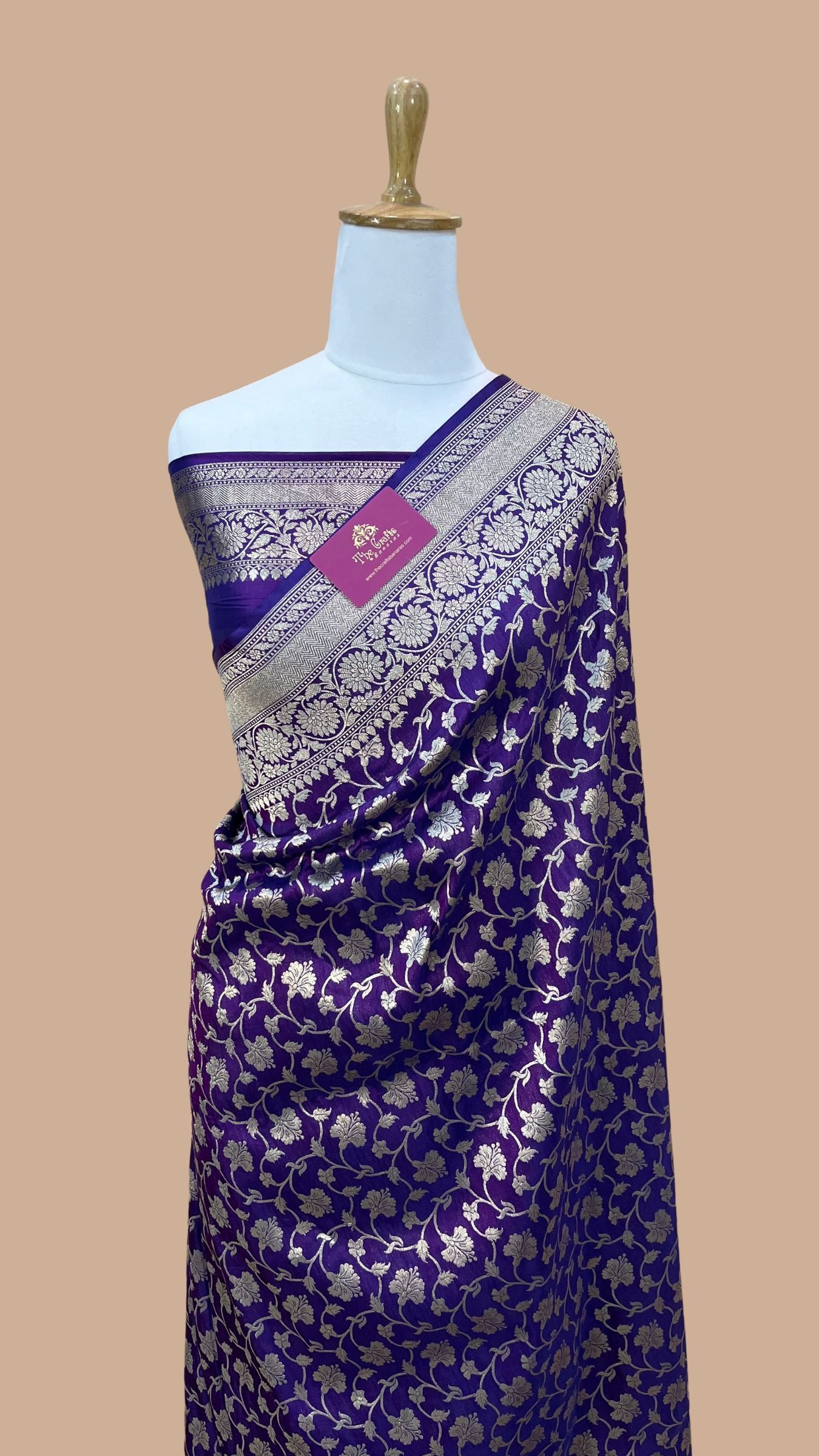 Pure Katan Silk Handloom Banarasi Saree - Jaal work