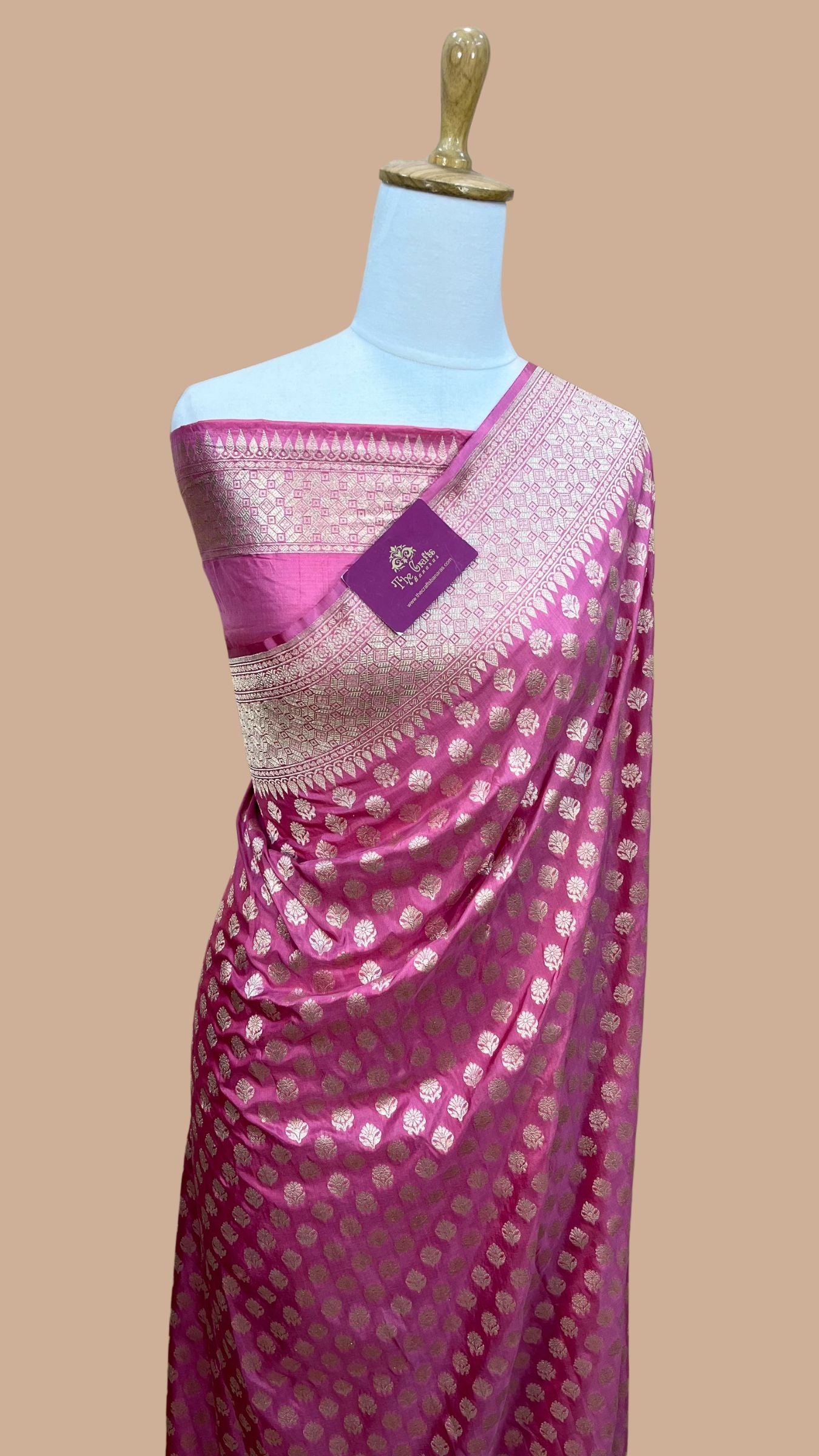 Pure Katan Silk Handloom Banarasi Saree - Jaal work