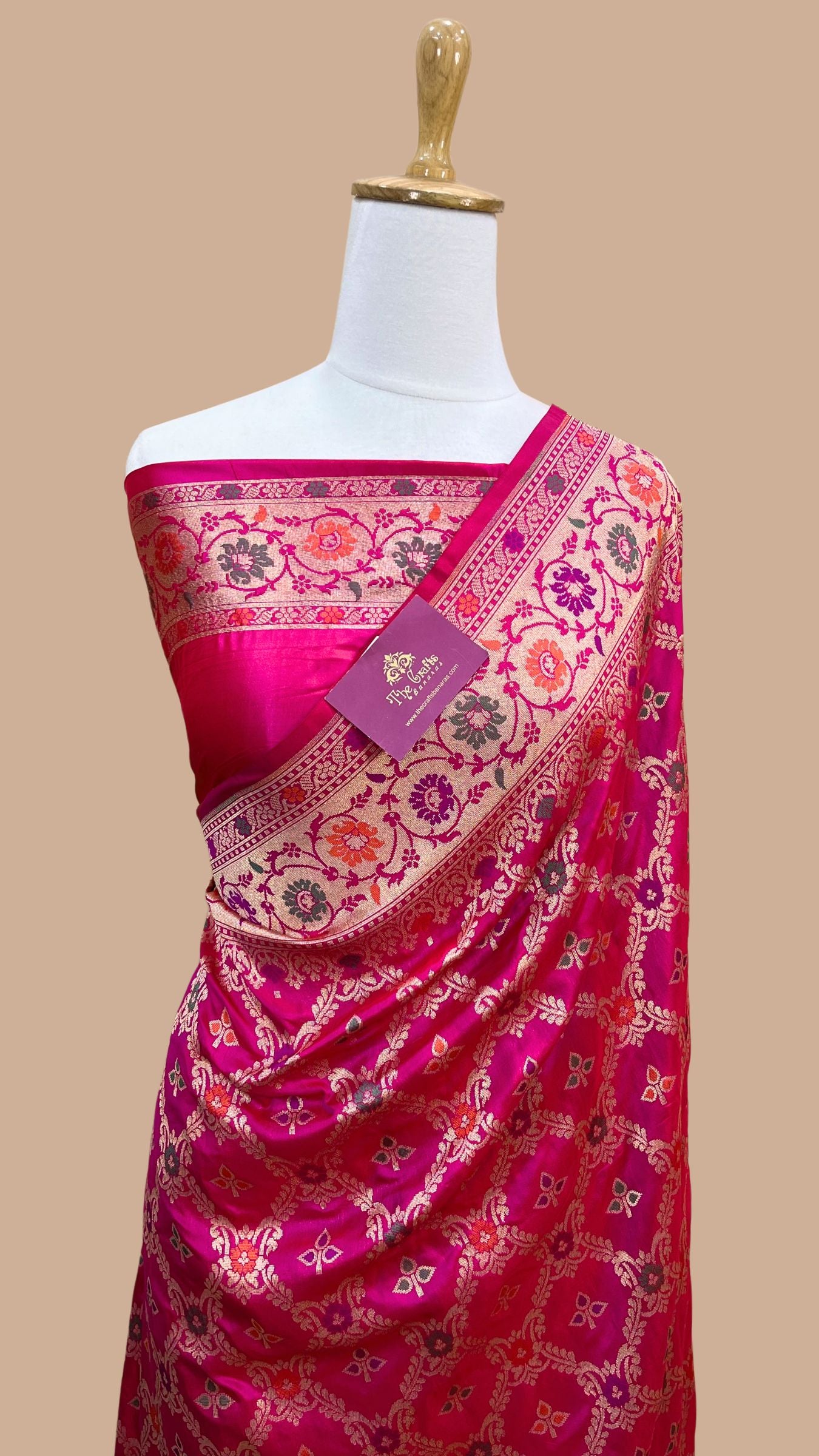 Pure Katan Silk Handloom Banarasi Saree - Jall Work With Meenakari Tilfi