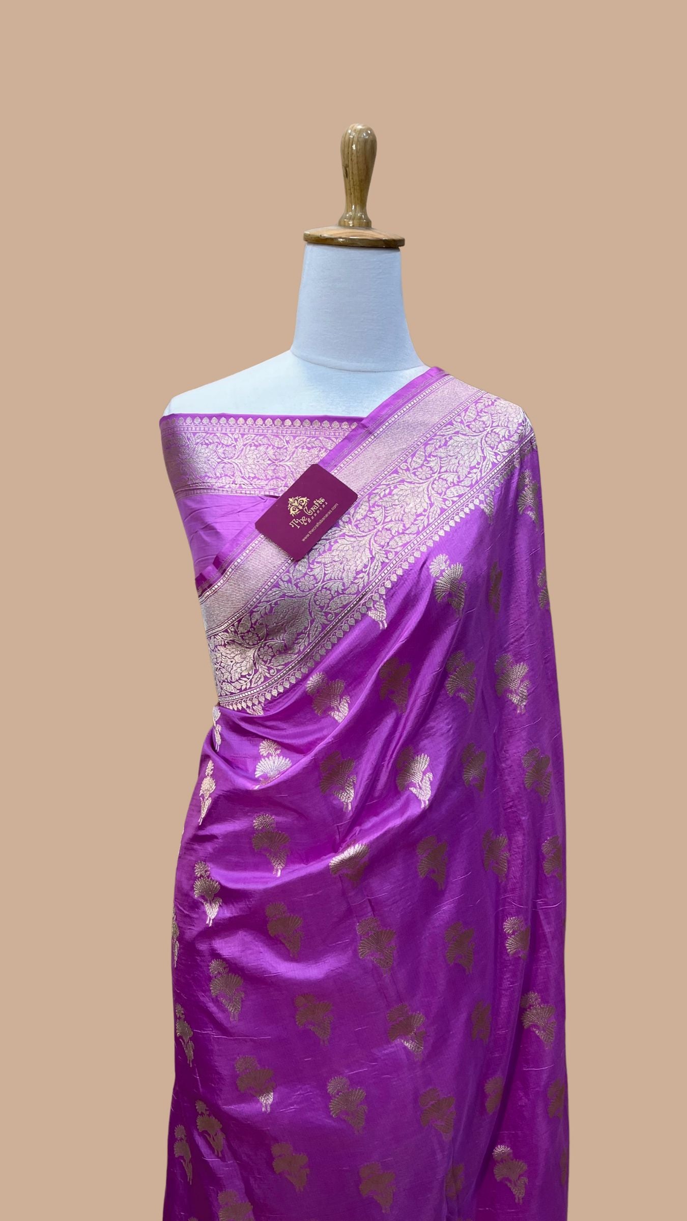 Pure Katan Silk Handloom Banarasi Saree - Jaal work