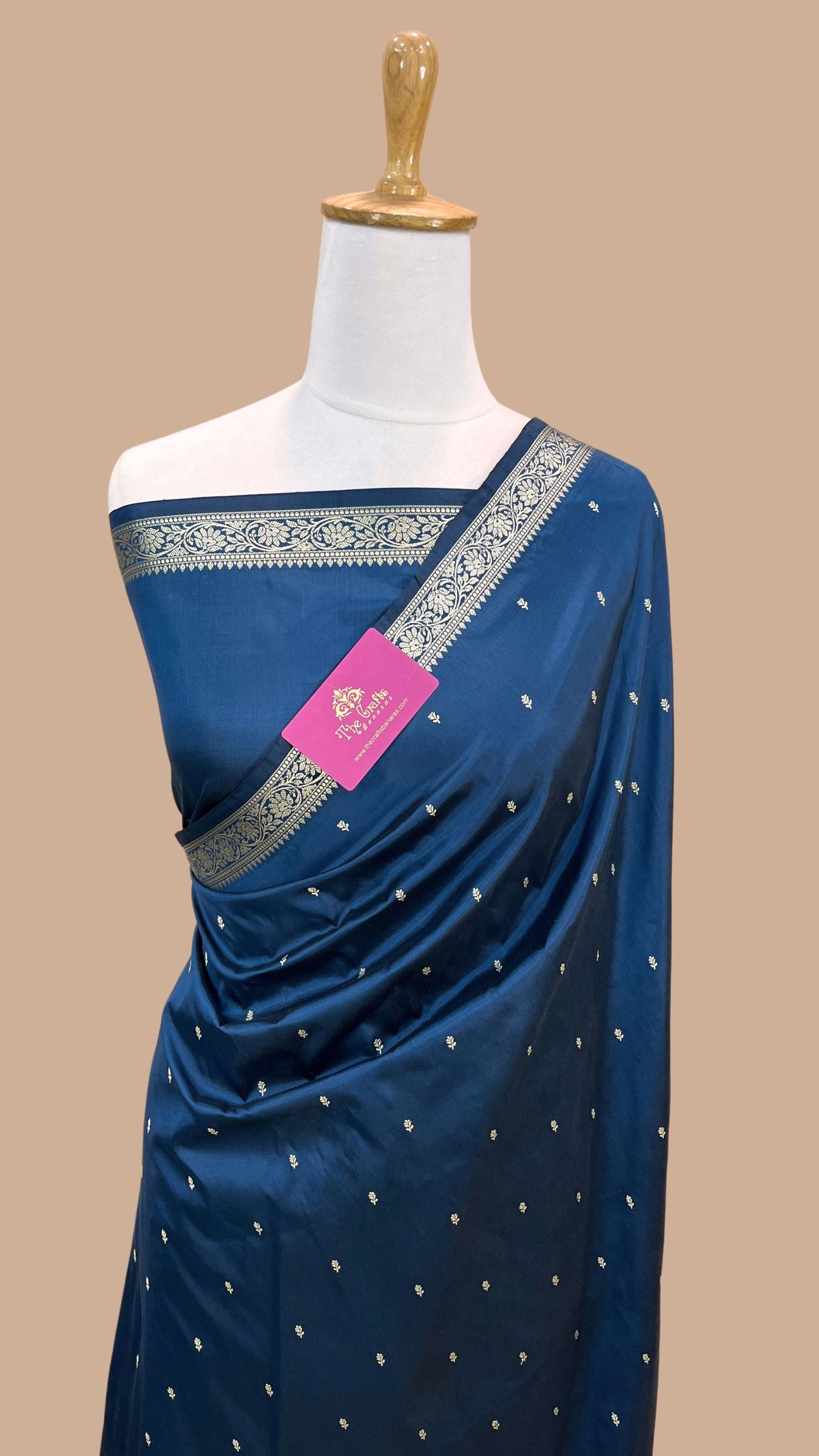 Pure Katan Silk Handloom Banarasi Saree - Chunri Buti