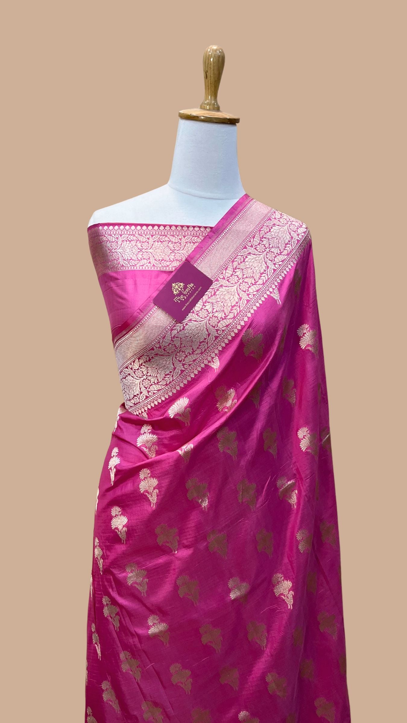 Pure Katan Silk Handloom Banarasi Saree - Jaal work