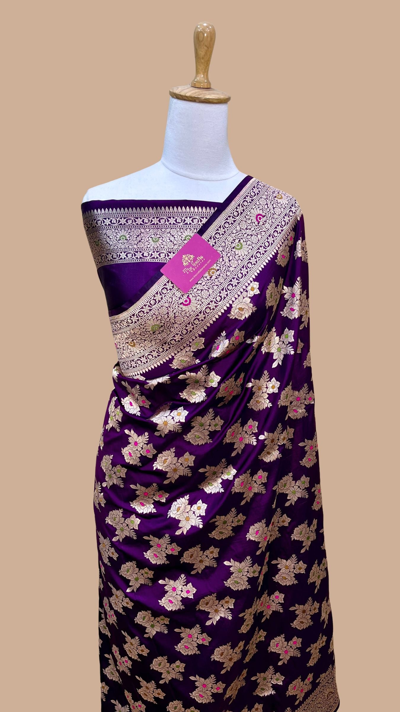 Pure Katan Silk Handloom Banarasi Saree - Jaal Work With Meenakari
