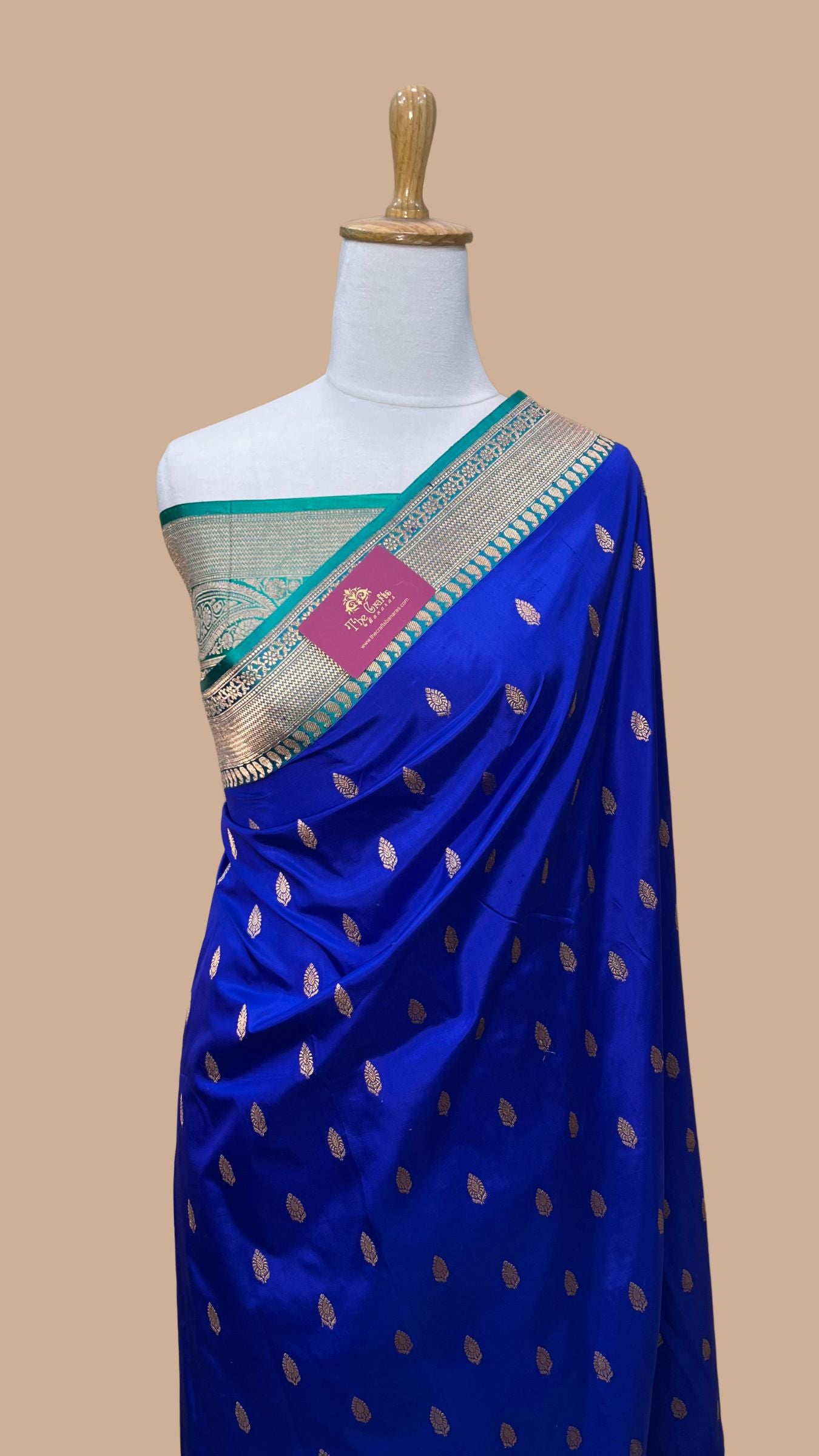 Pure Katan Silk Handloom Banarasi Saree - Kadhua Buti