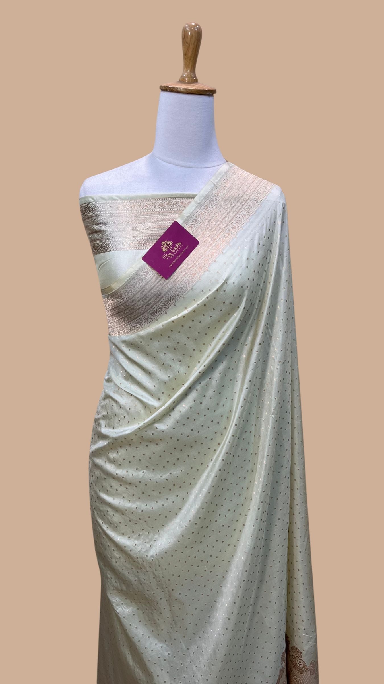 Pure Katan Silk Handloom Banarasi Saree - Chunri Buti