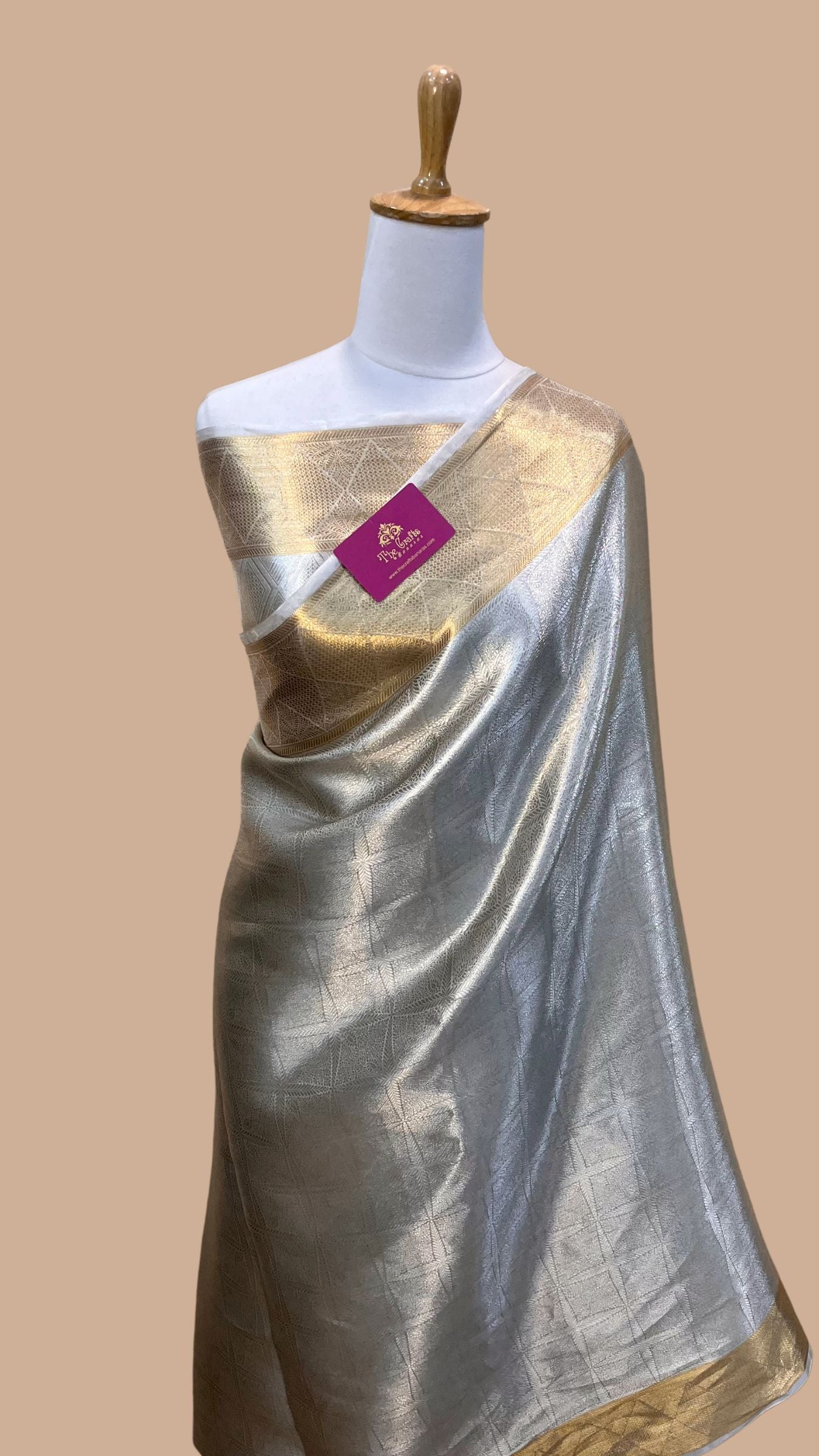 Pure Tissue Brocade Handloom Banarasi Saree