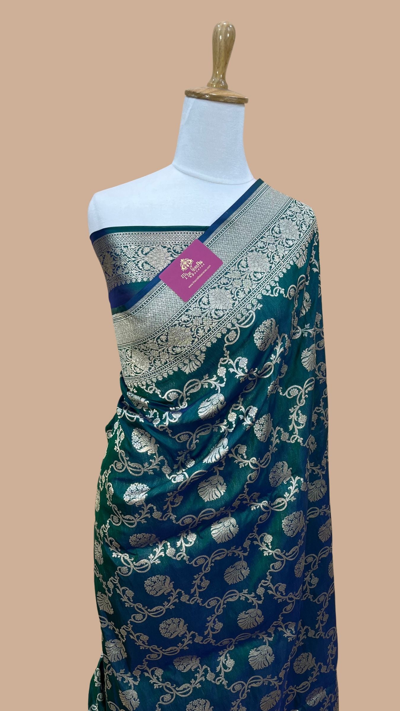 Pure Katan Silk Handloom Banarasi Saree - Jaal work